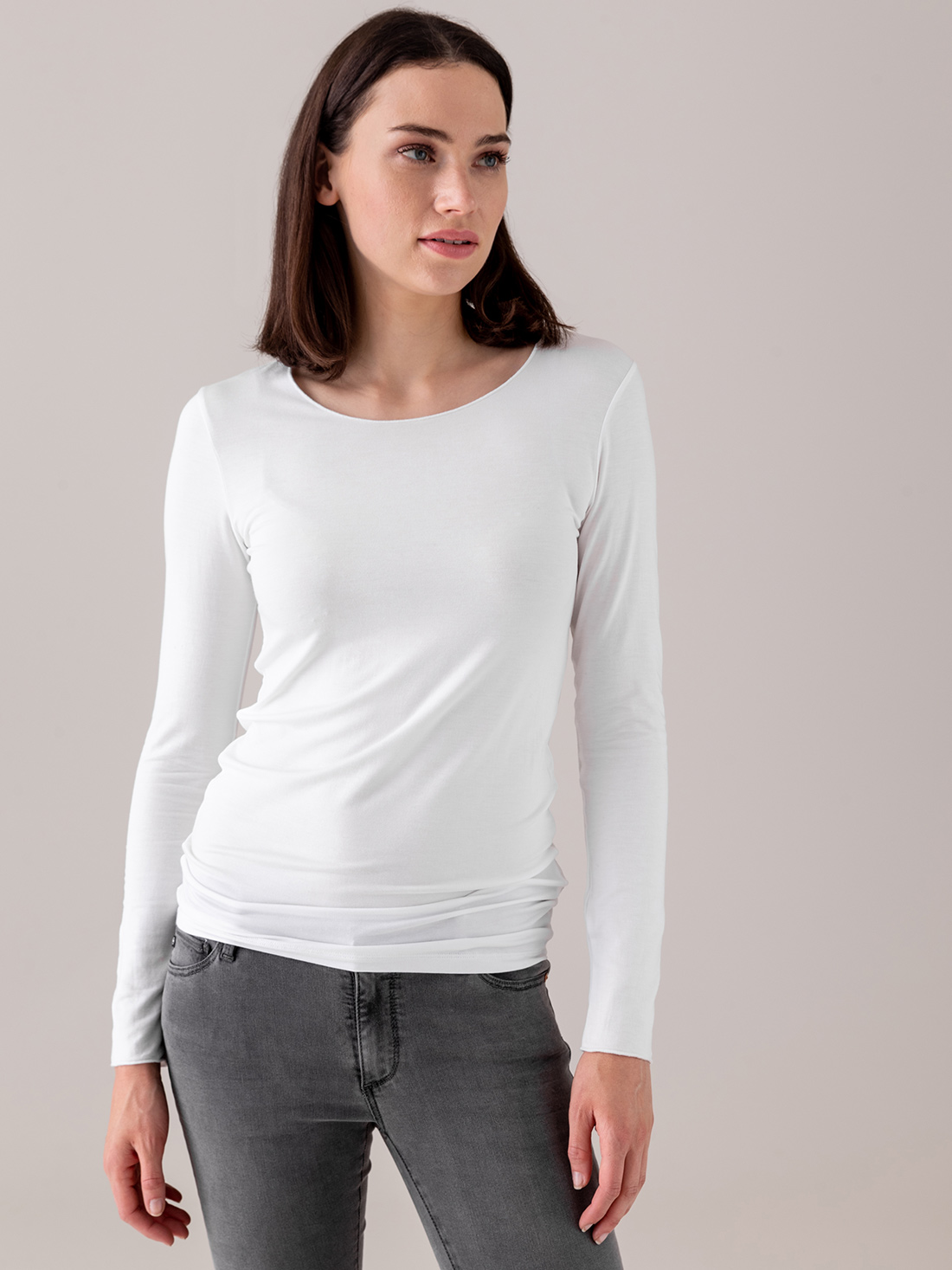 Detailansicht von Langarmshirt von MAJESTIC