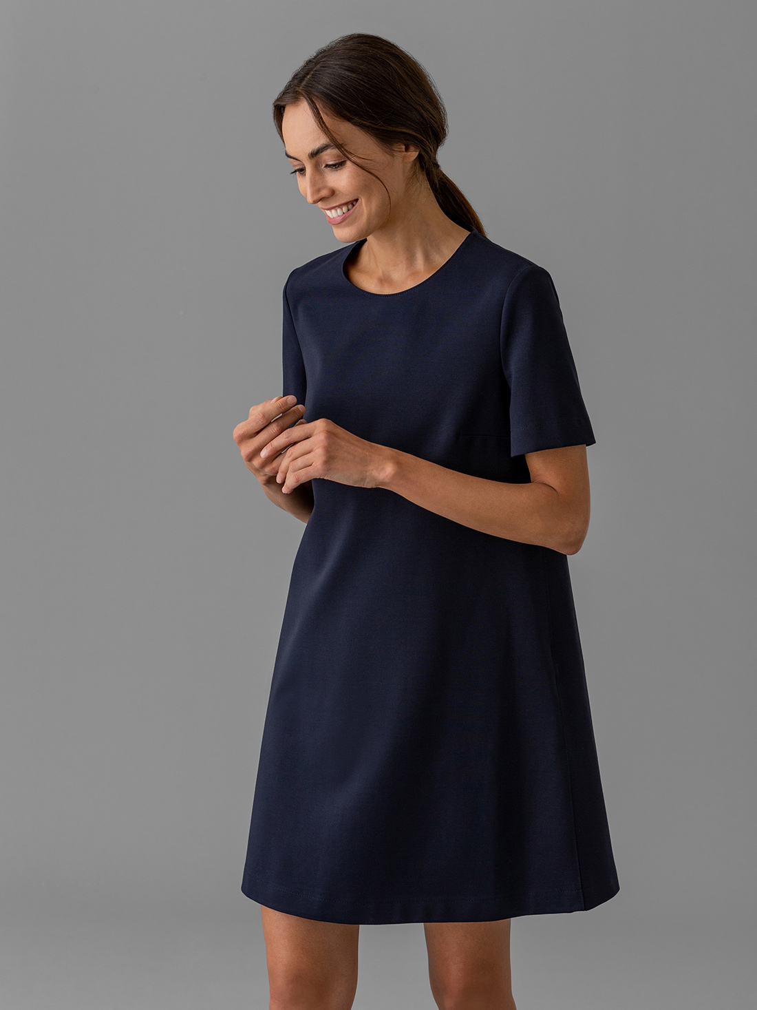 Detailansicht von Kurzes Kleid von HARRIS WHARF LONDON