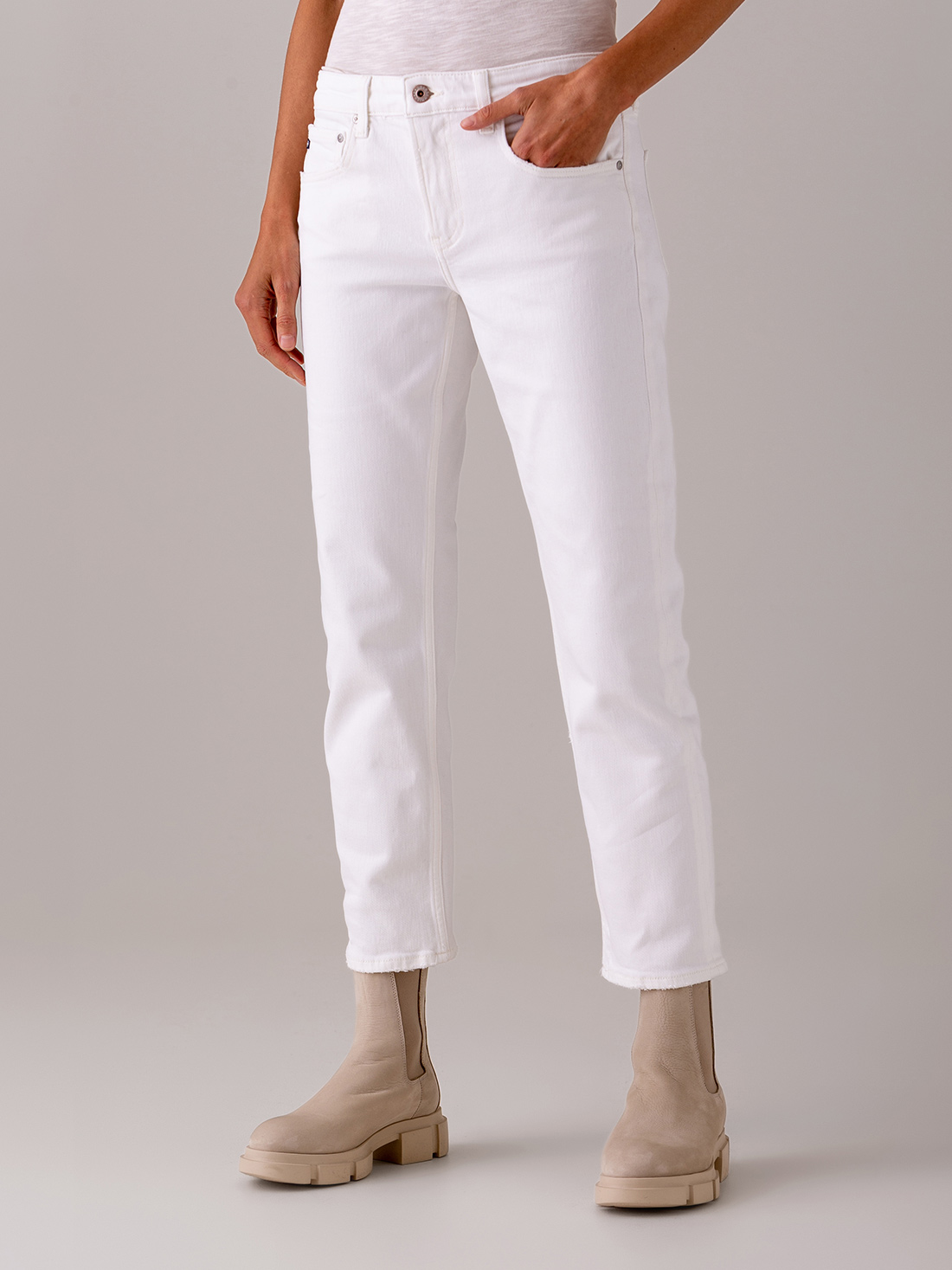 Detailansicht von Girlfriend Jeans von ADRIANO GOLDSCHMIED