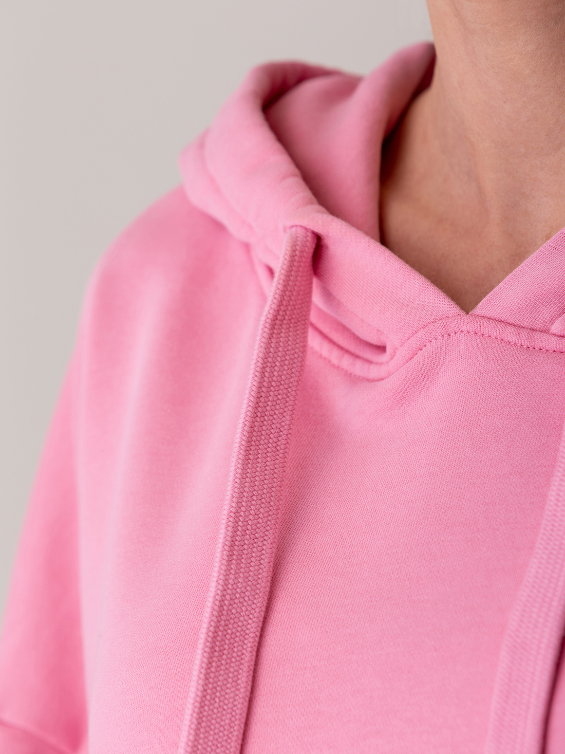 Detailansicht von Kapuzen-Sweatshirt aus Baumwolle von DANIELS