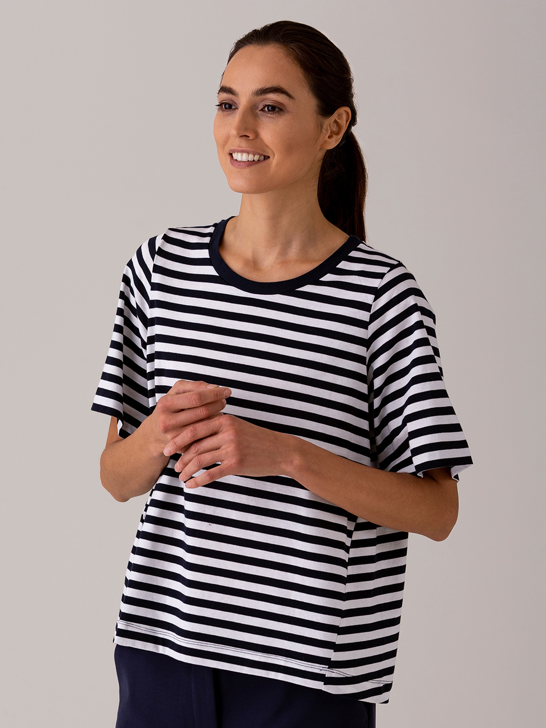 Detailansicht von T-Shirt aus Baumwolle von LIS LAREIDA