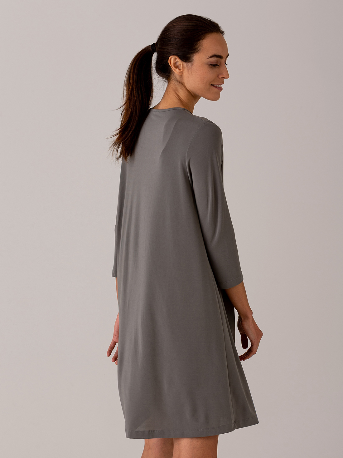 Detailansicht von Kurzes Kleid von DANIELS