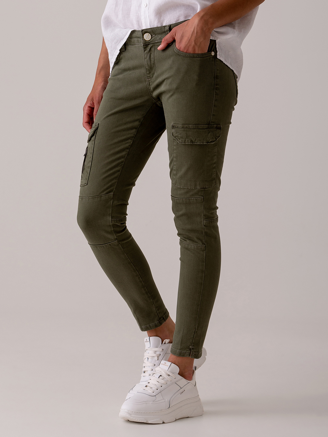 Detailansicht von Cargohose von GOLDGARN