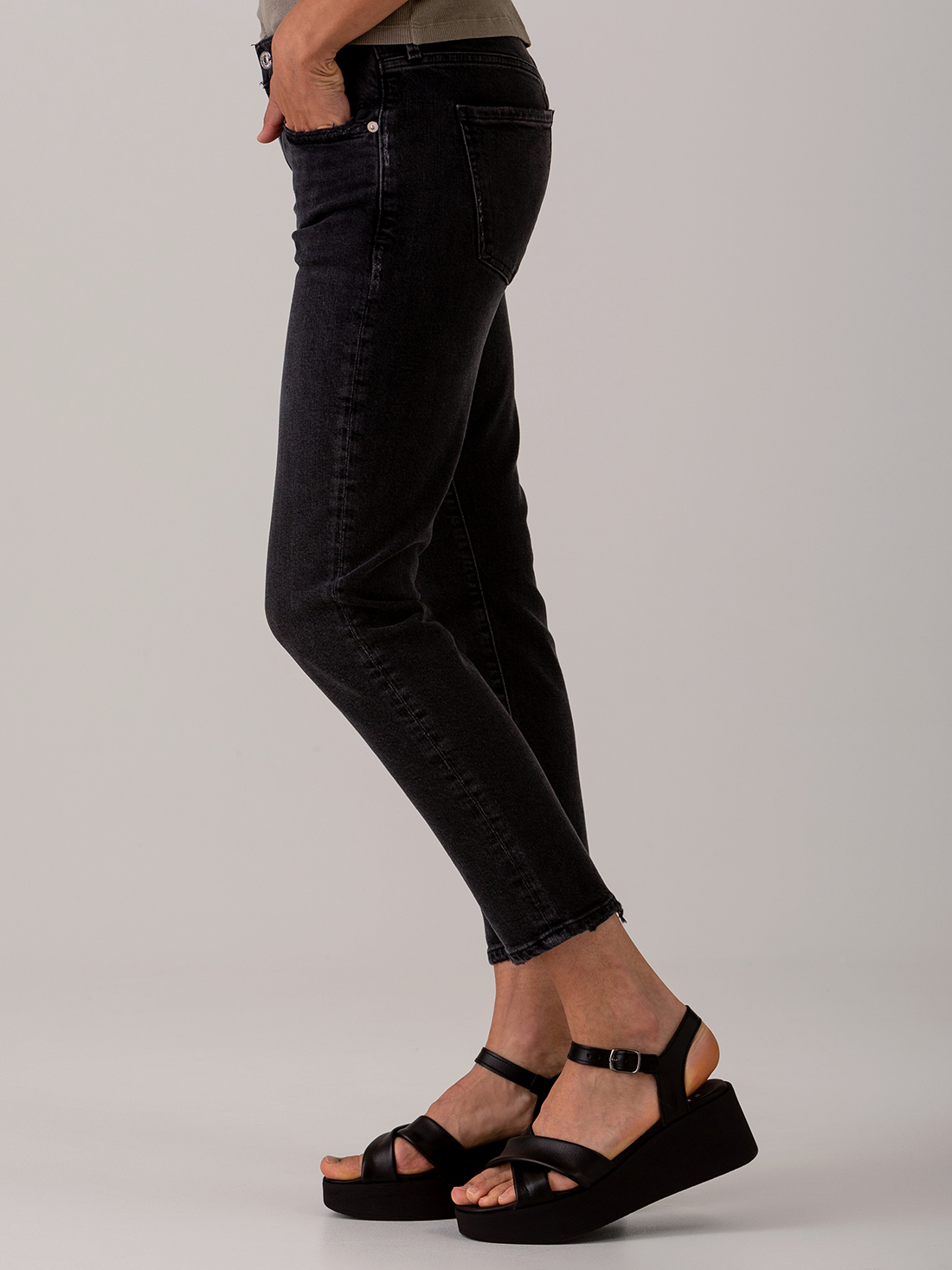 Detailansicht von Cropped Slim Jeans von CITIZENS OF HUMANITY