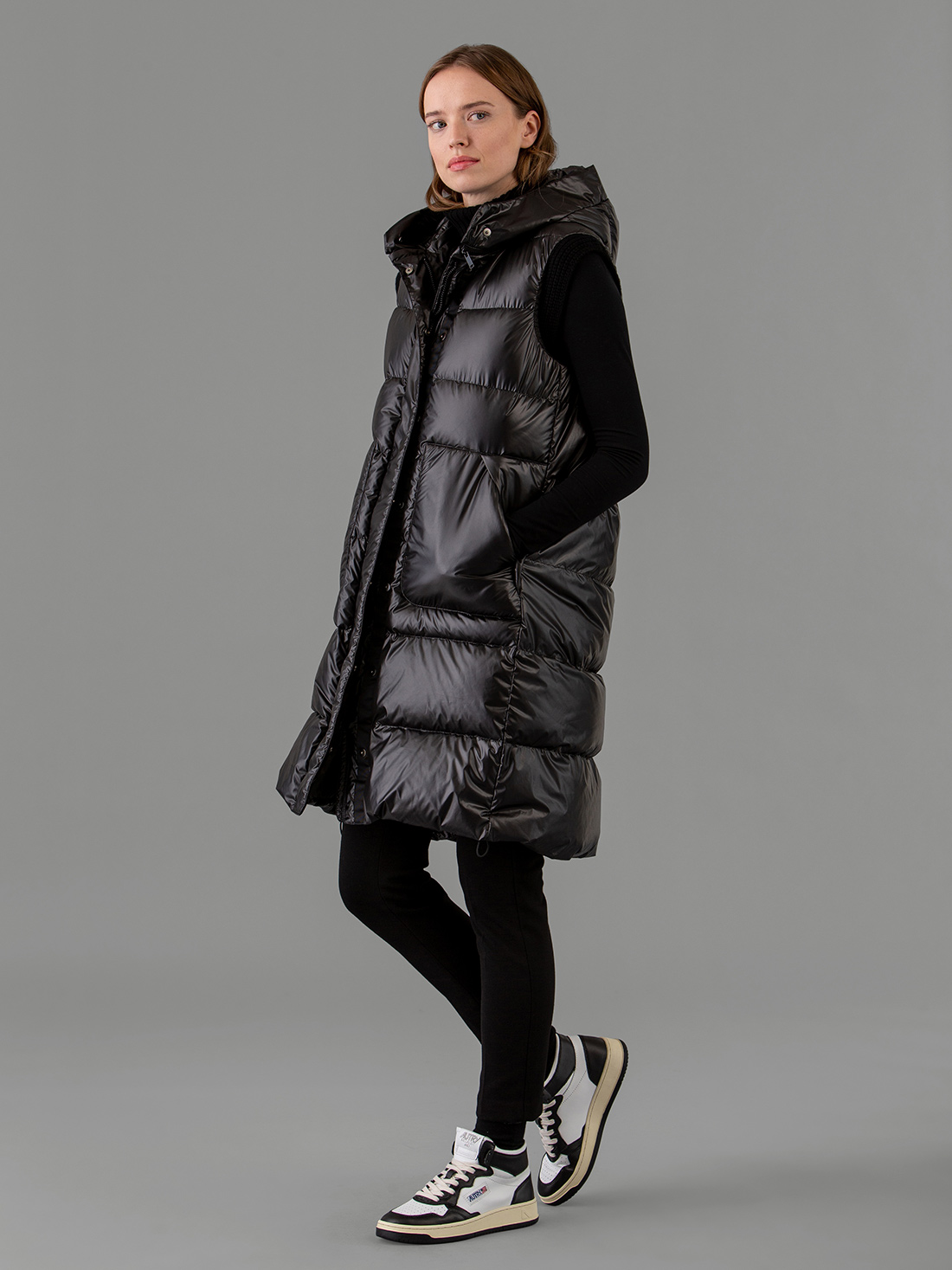 Detailansicht von Daunenweste von LIS LAREIDA