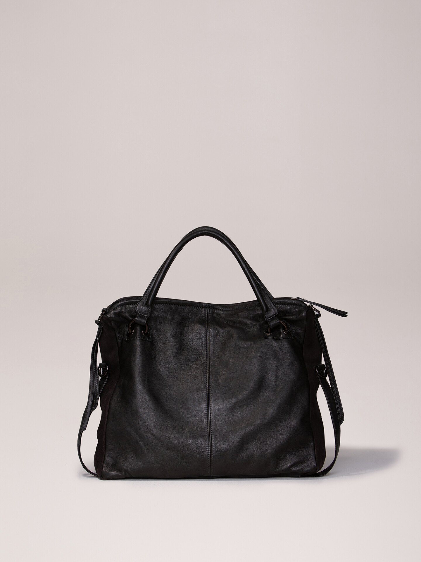 Detailansicht von Handtasche aus Leder von REPTILE’S HOUSE