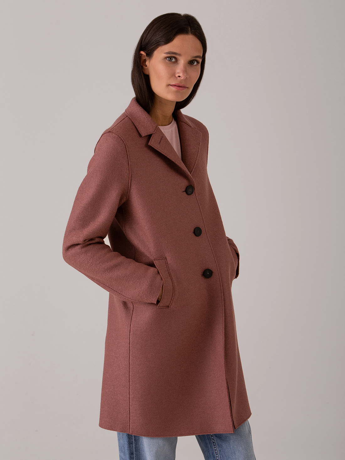 Detailansicht von Schurwollmantel von HARRIS WHARF LONDON