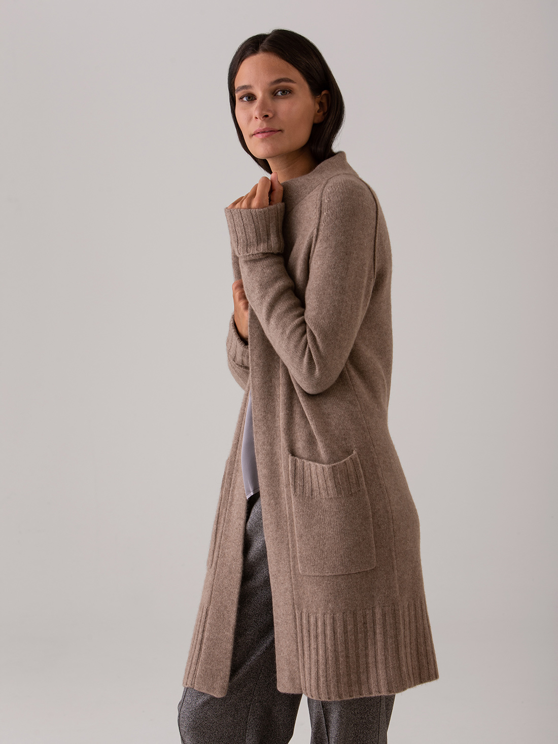Detailansicht von Cardigan aus Cashmere von DANIELS
