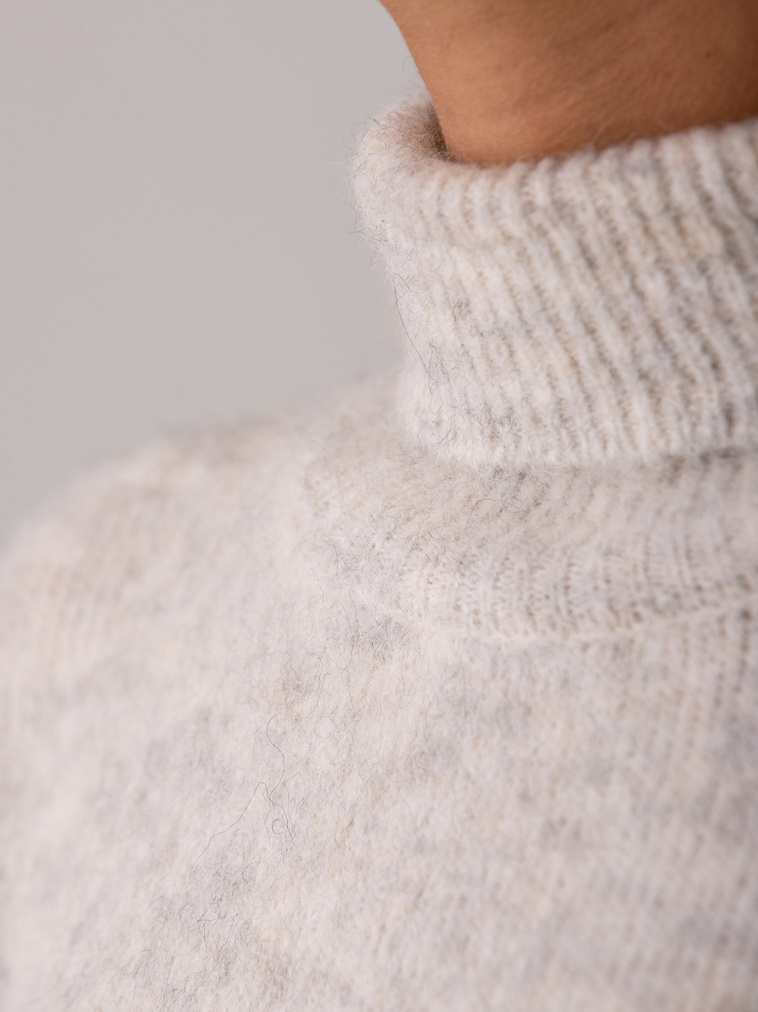 Detailansicht von Rollkragenpullover von AMERICAN VINTAGE