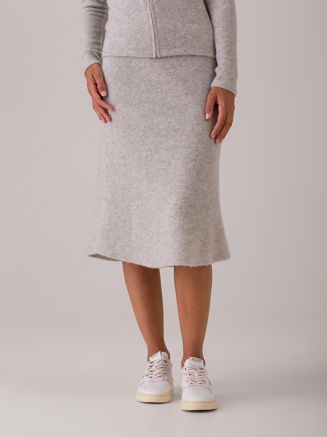 Detailansicht von Midi-Rock aus Cashmere von DANIELS