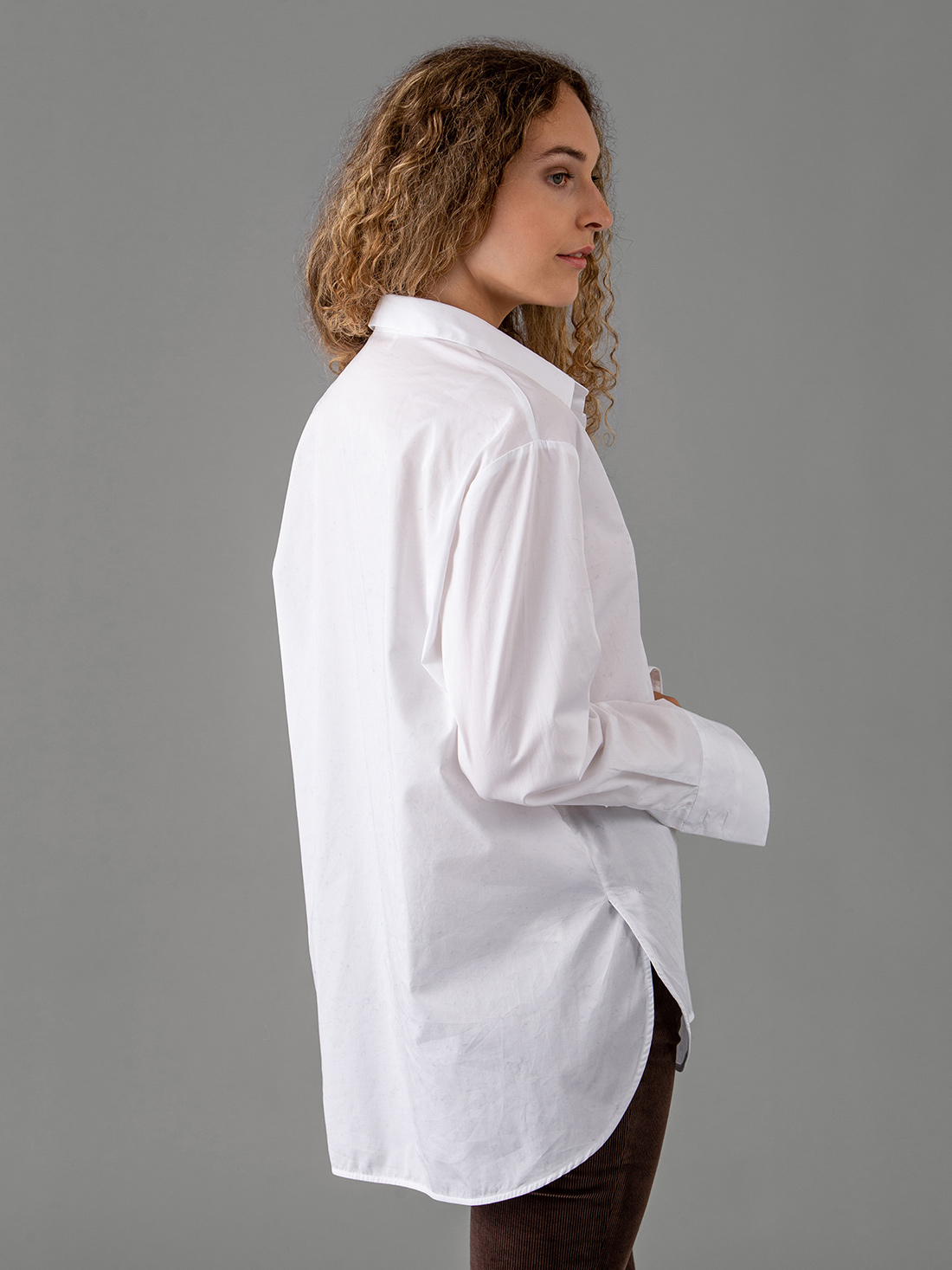 Detailansicht von Baumwollbluse von FIL NOIR