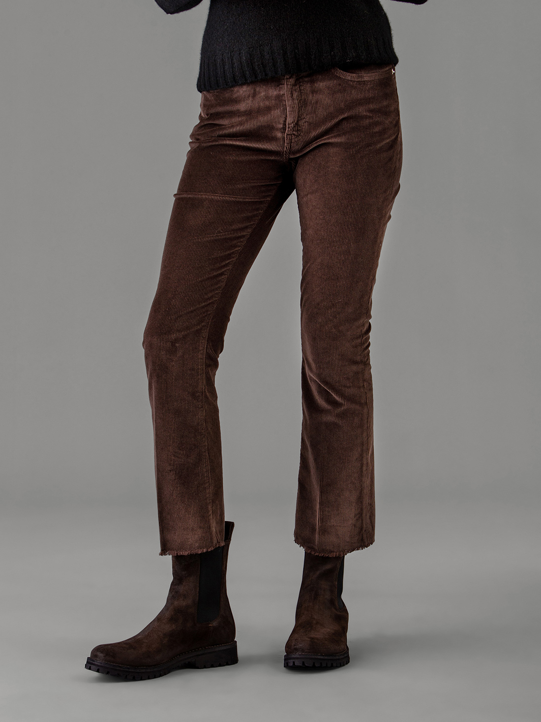 Detailansicht von Flared Cordhose von NINE IN THE MORNING