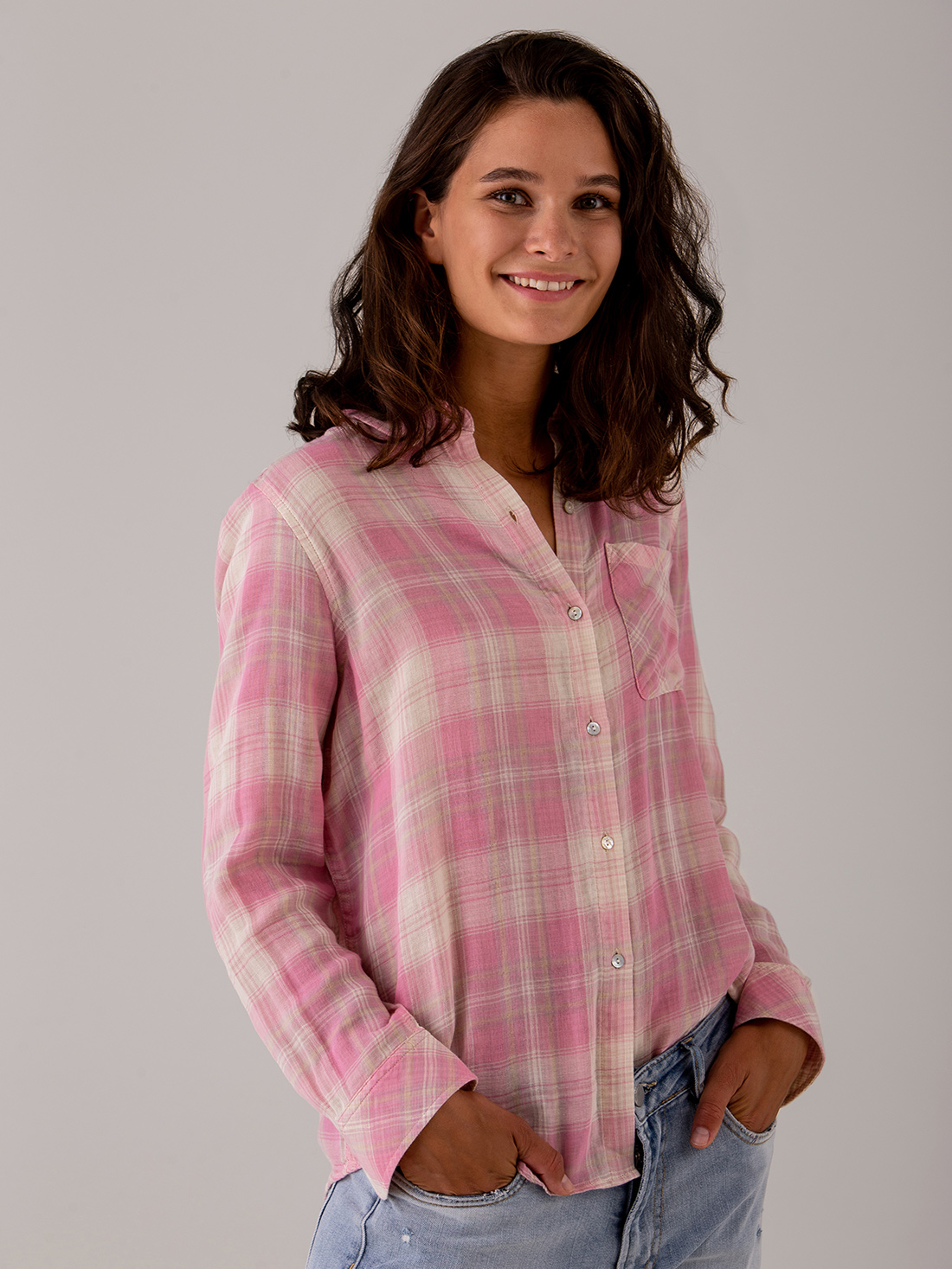 Detailansicht von Karobluse von RAILS