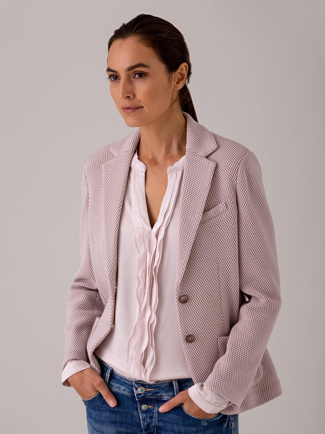 Detailansicht von Blazer aus Wolle von CIRCOLO