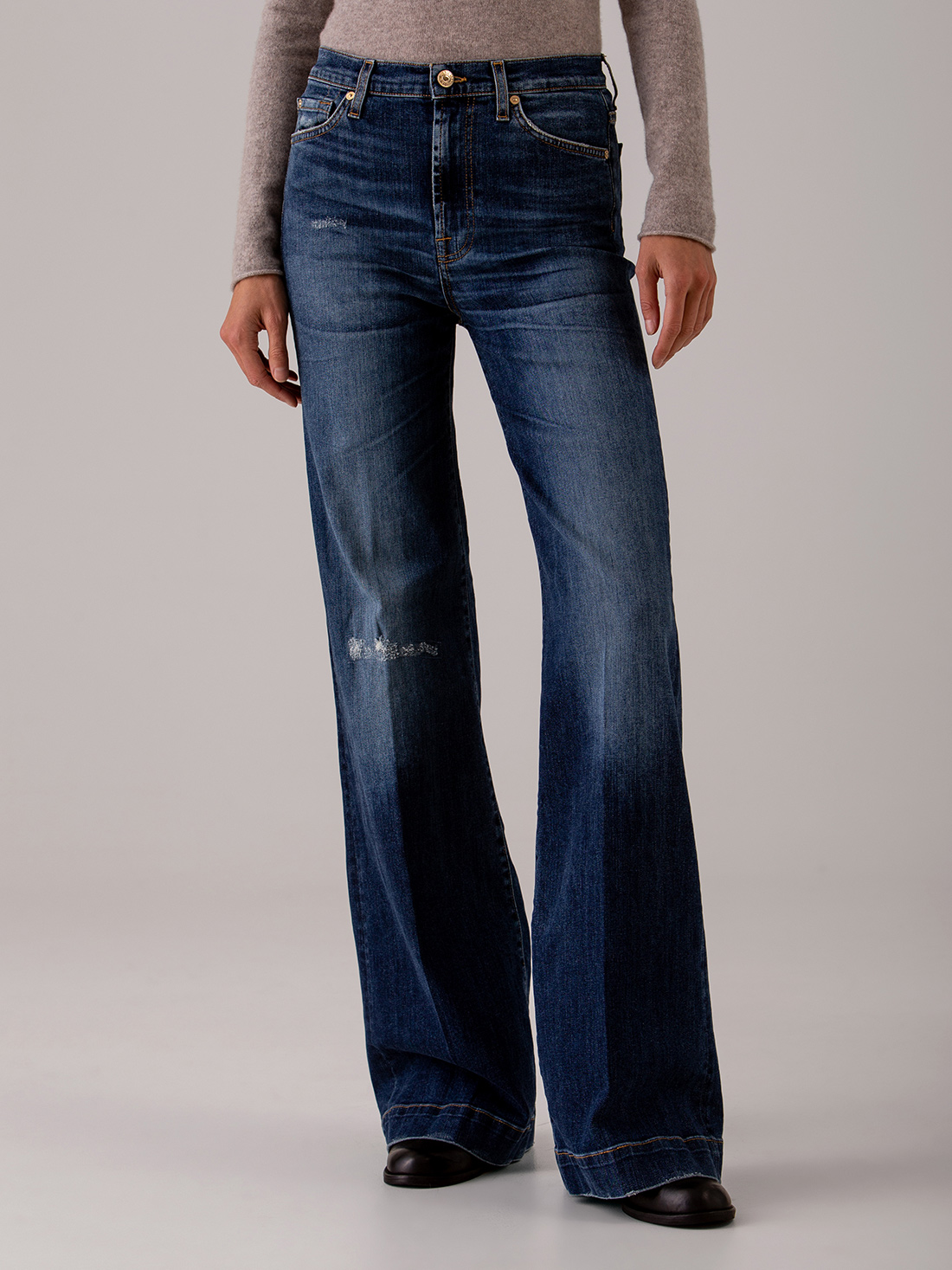 Detailansicht von Flared Jeans von 7 FOR ALL MANKIND
