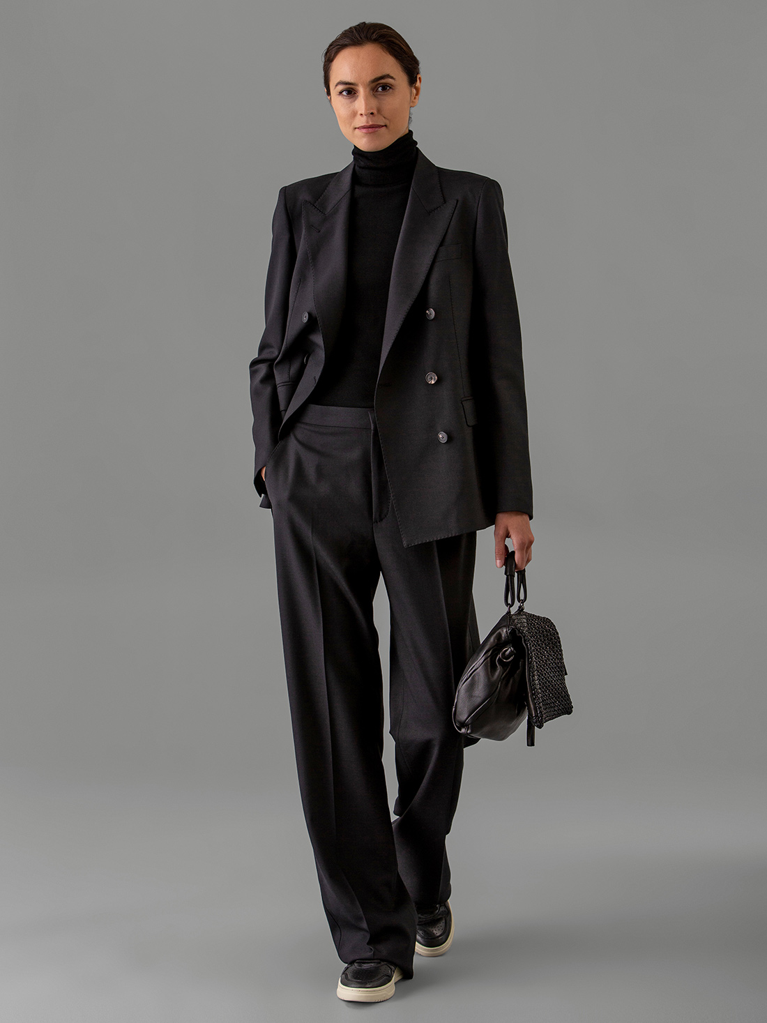 Detailansicht von Rollkragenpullover aus Merinowolle von ALLUDE