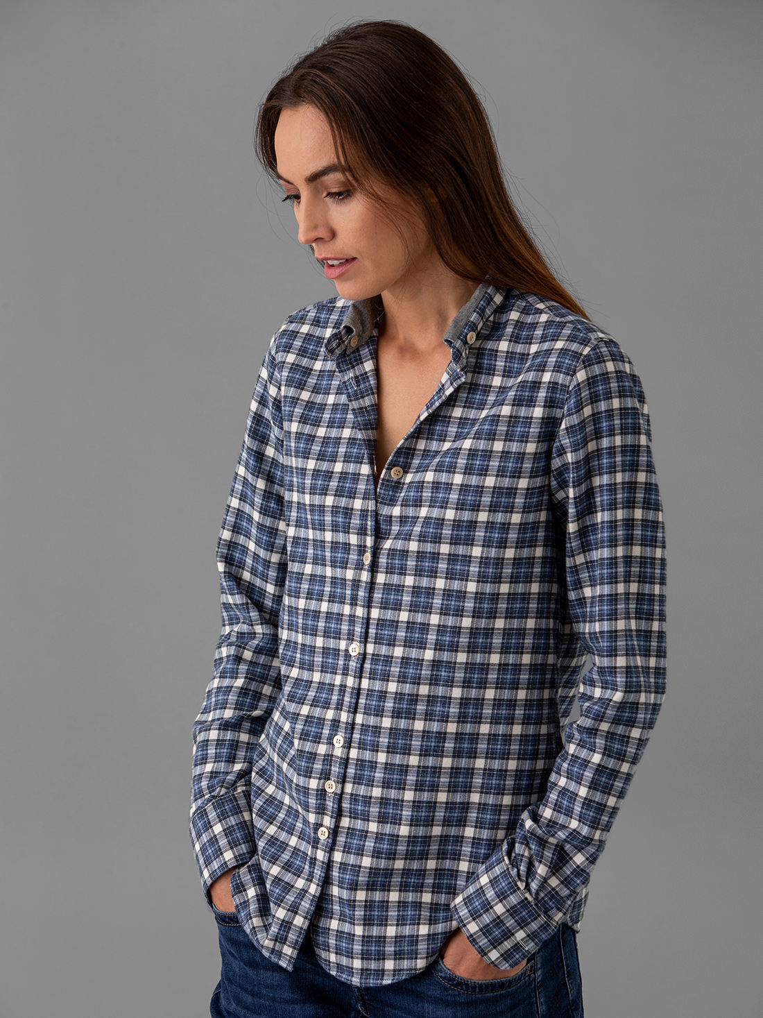 Detailansicht von Flanellbluse aus Baumwolle von AGLINI