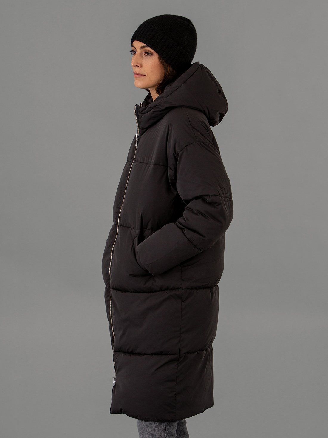 Detailansicht von Steppmantel von EMBASSY