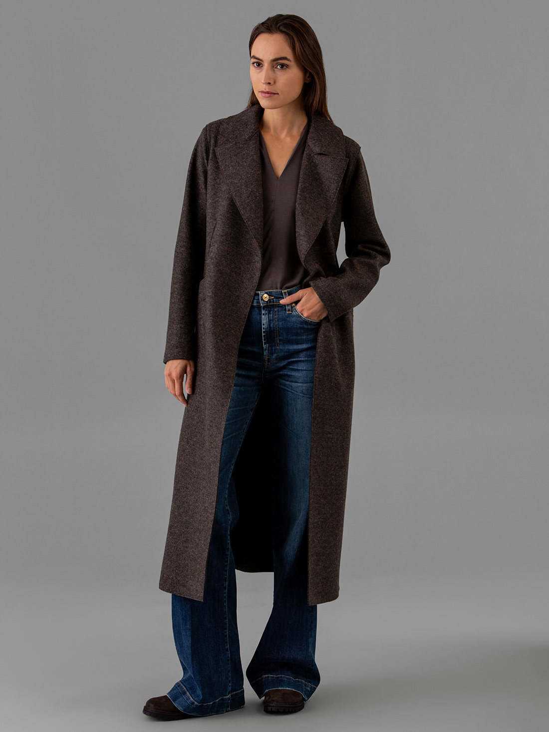 Detailansicht von Schurwollmantel von HARRIS WHARF LONDON