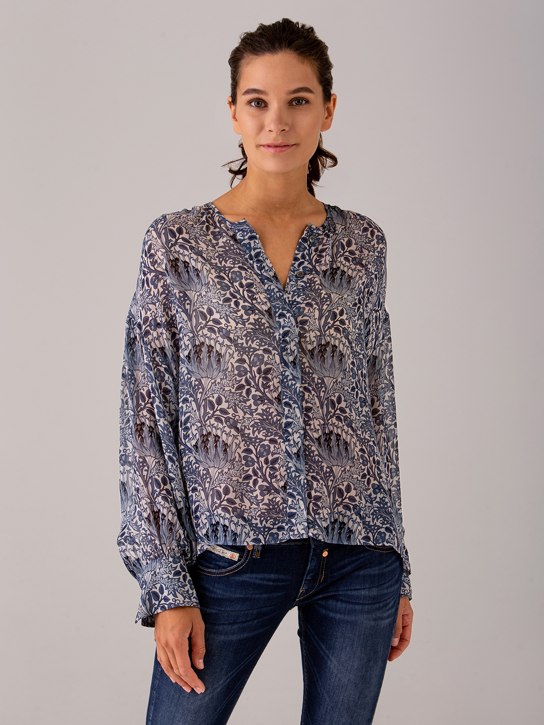 Detailansicht von Gemusterte Bluse von DRYKORN