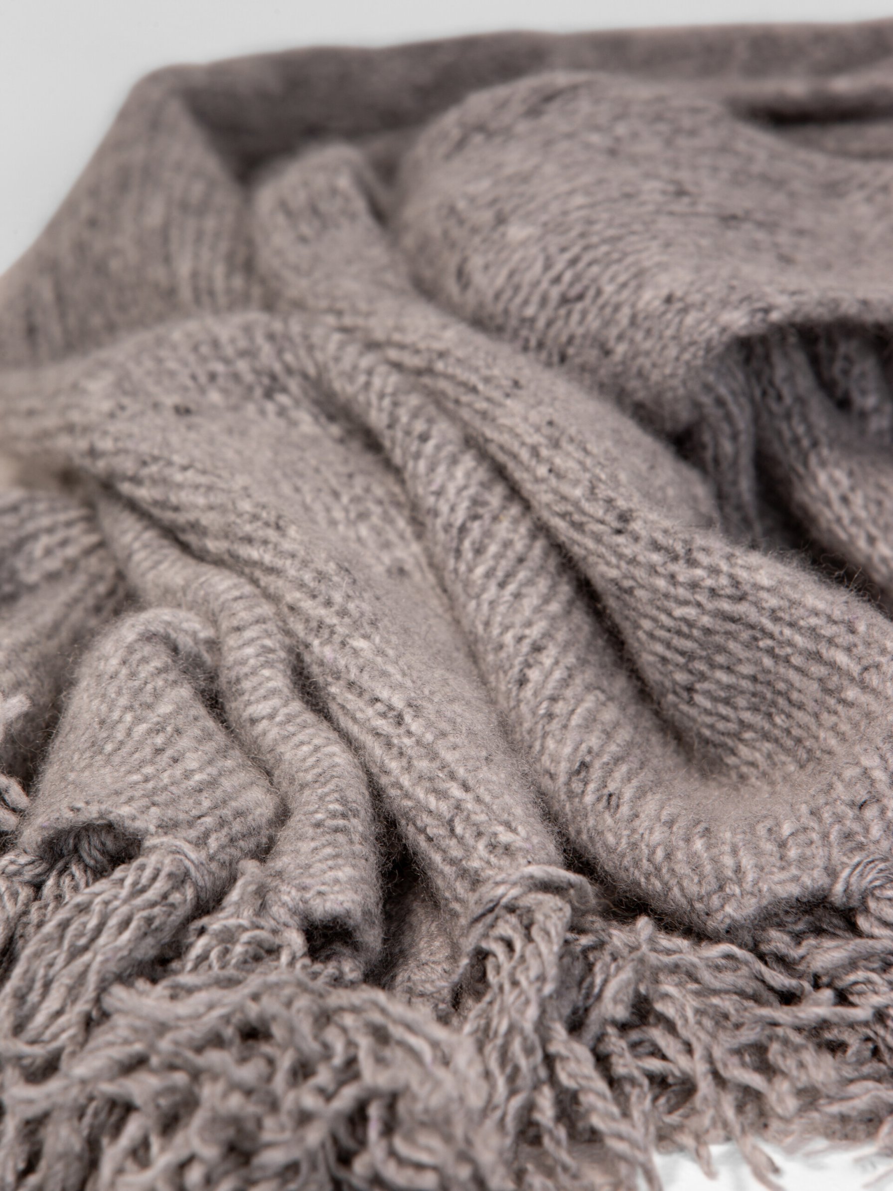 Detailansicht von Schal aus Cashmere von DANIELS