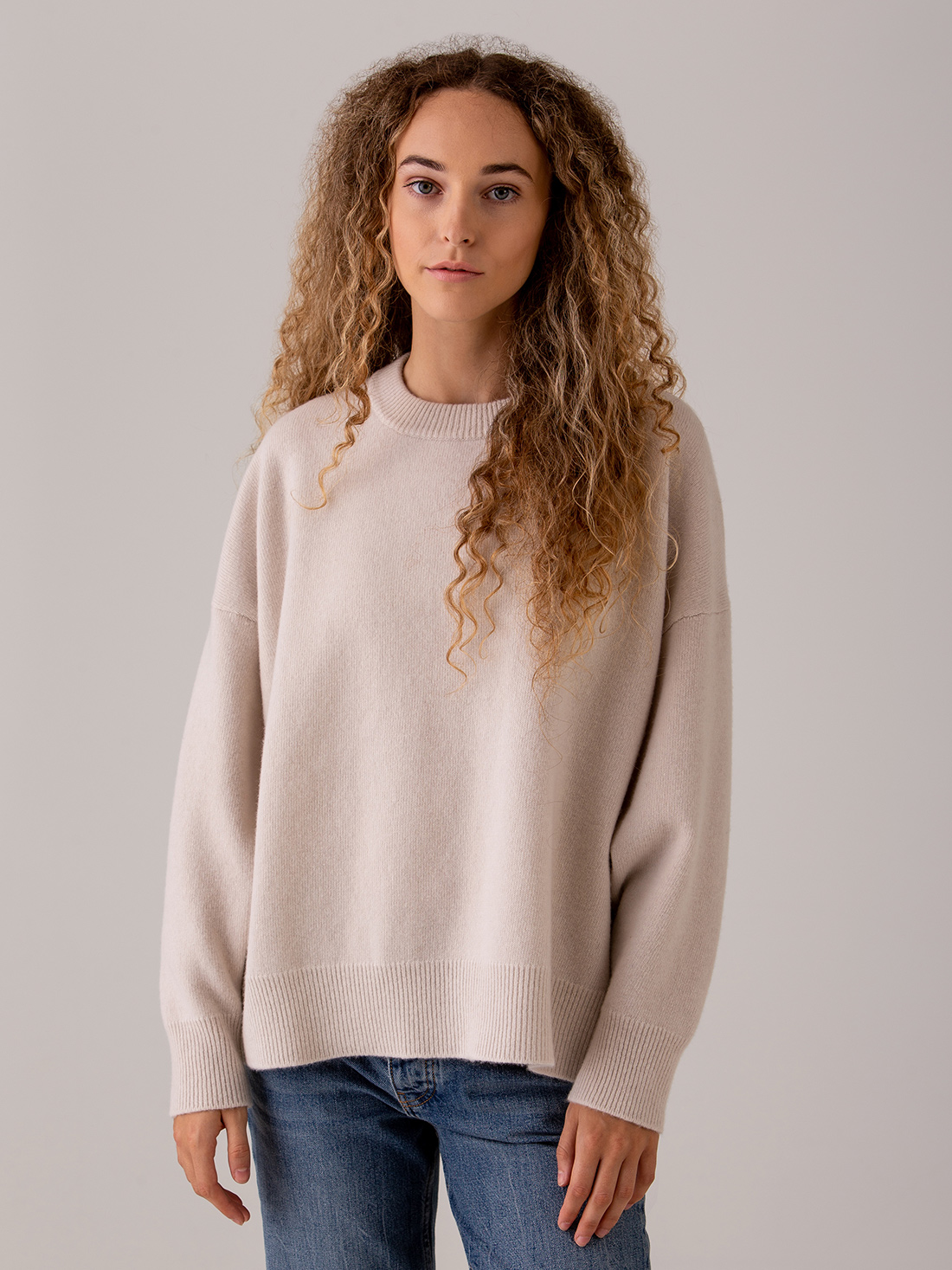 Detailansicht von Pullover aus Merinowolle von ROBERTO COLLINA