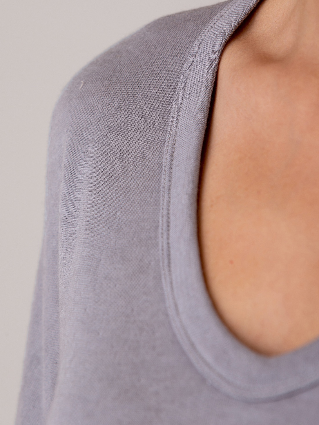 Detailansicht von Langarmshirt von PUROTATTO