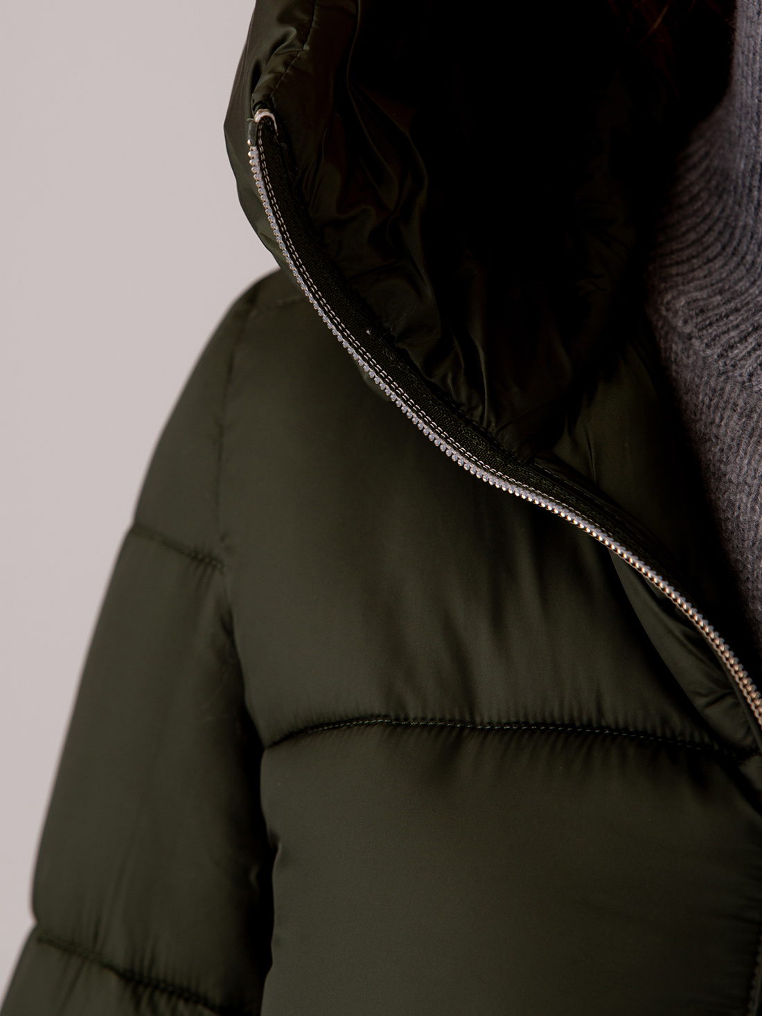 Detailansicht von Steppmantel von SAVE THE DUCK