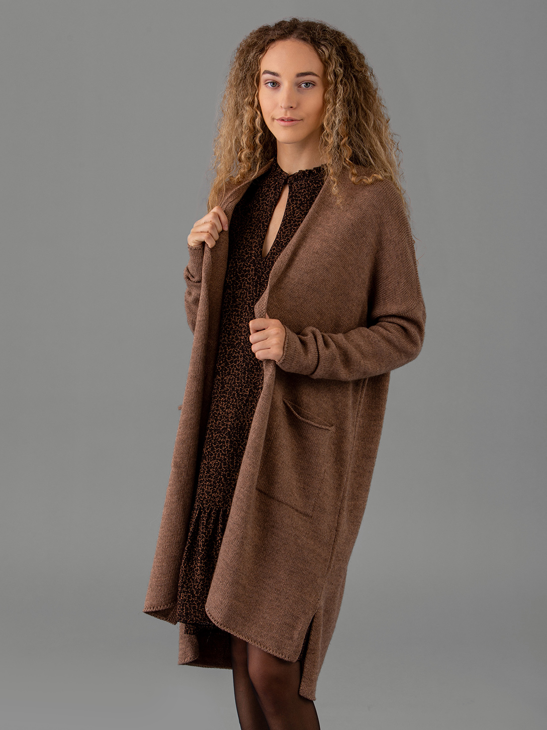 Detailansicht von Cardigan von SIBIN LINNEBJERG