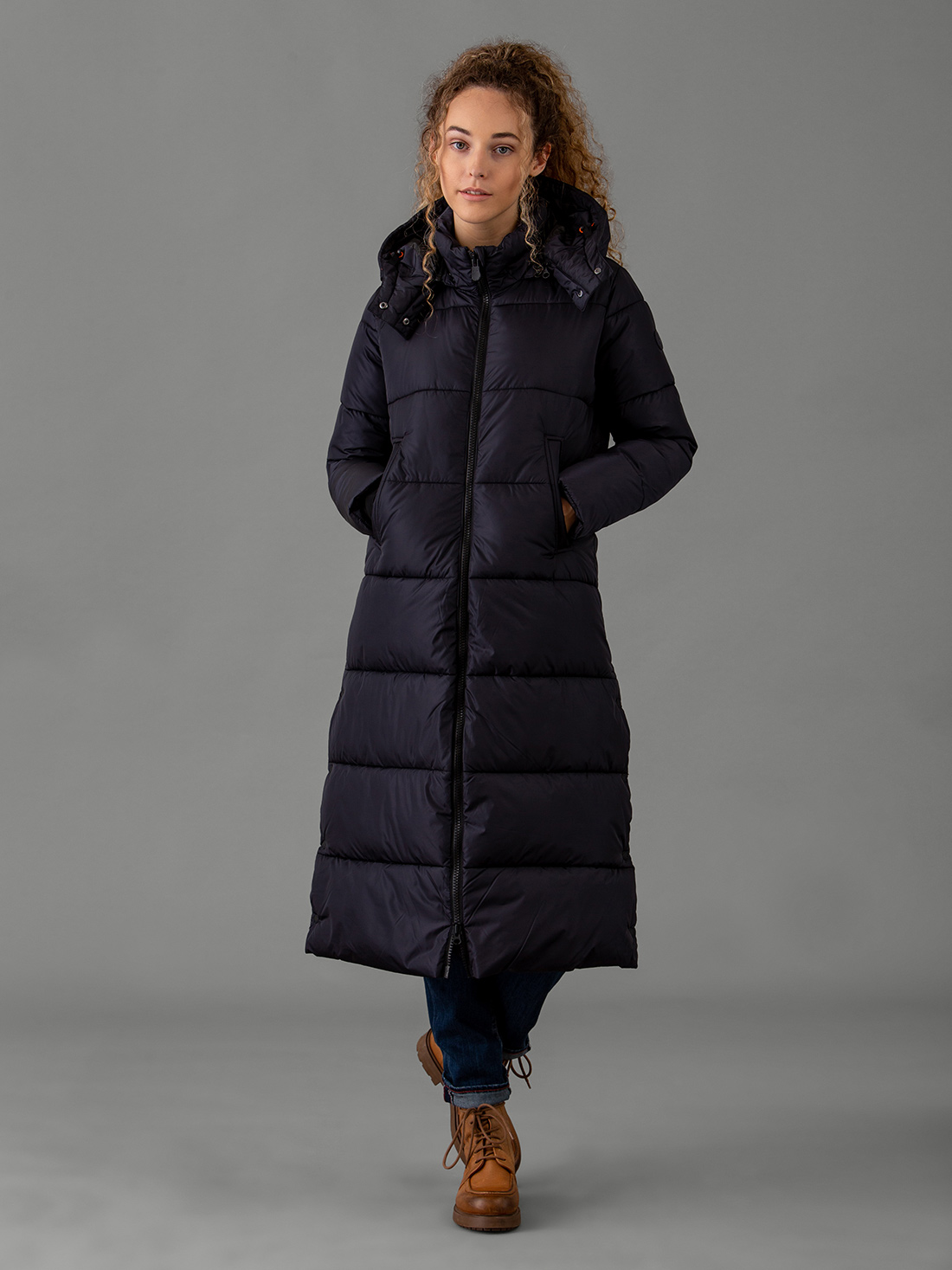 Detailansicht von Steppmantel von SAVE THE DUCK