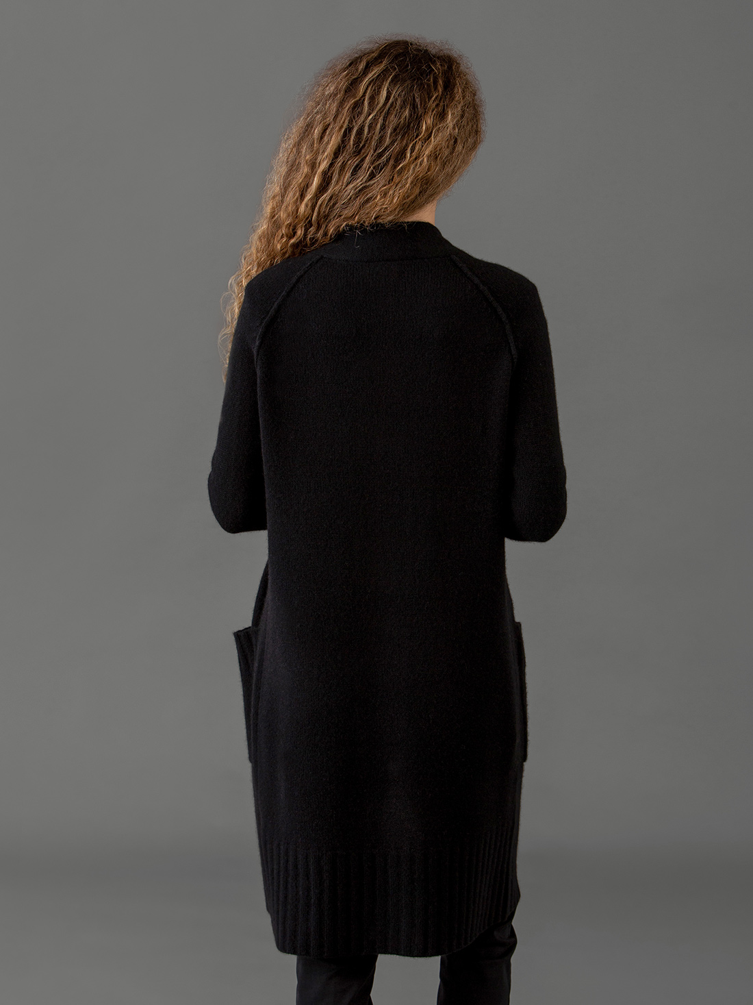 Detailansicht von Cardigan aus Cashmere von DANIELS