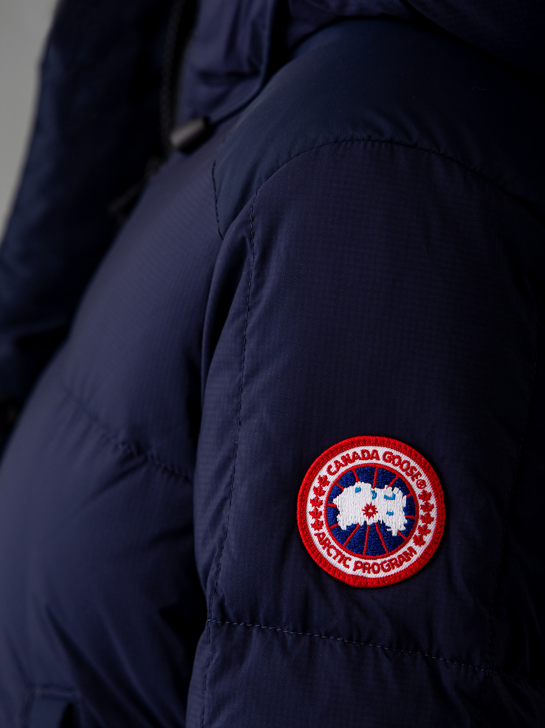 Detailansicht von Daunenmantel von CANADA GOOSE