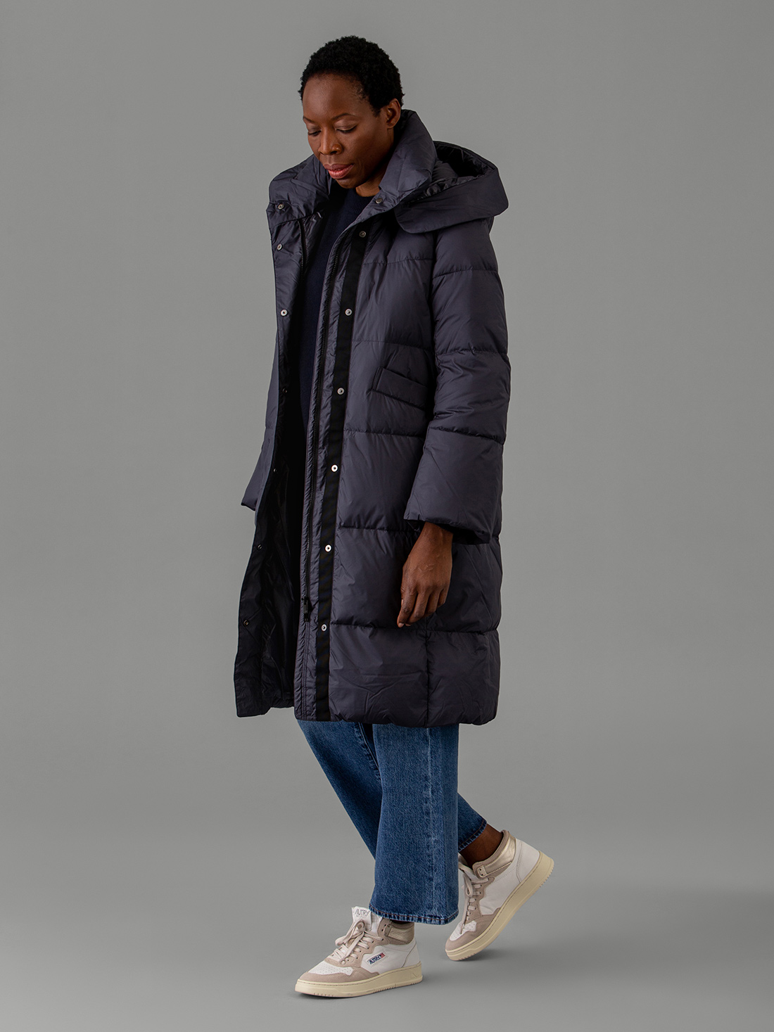 Detailansicht von Daunenmantel von LIS LAREIDA