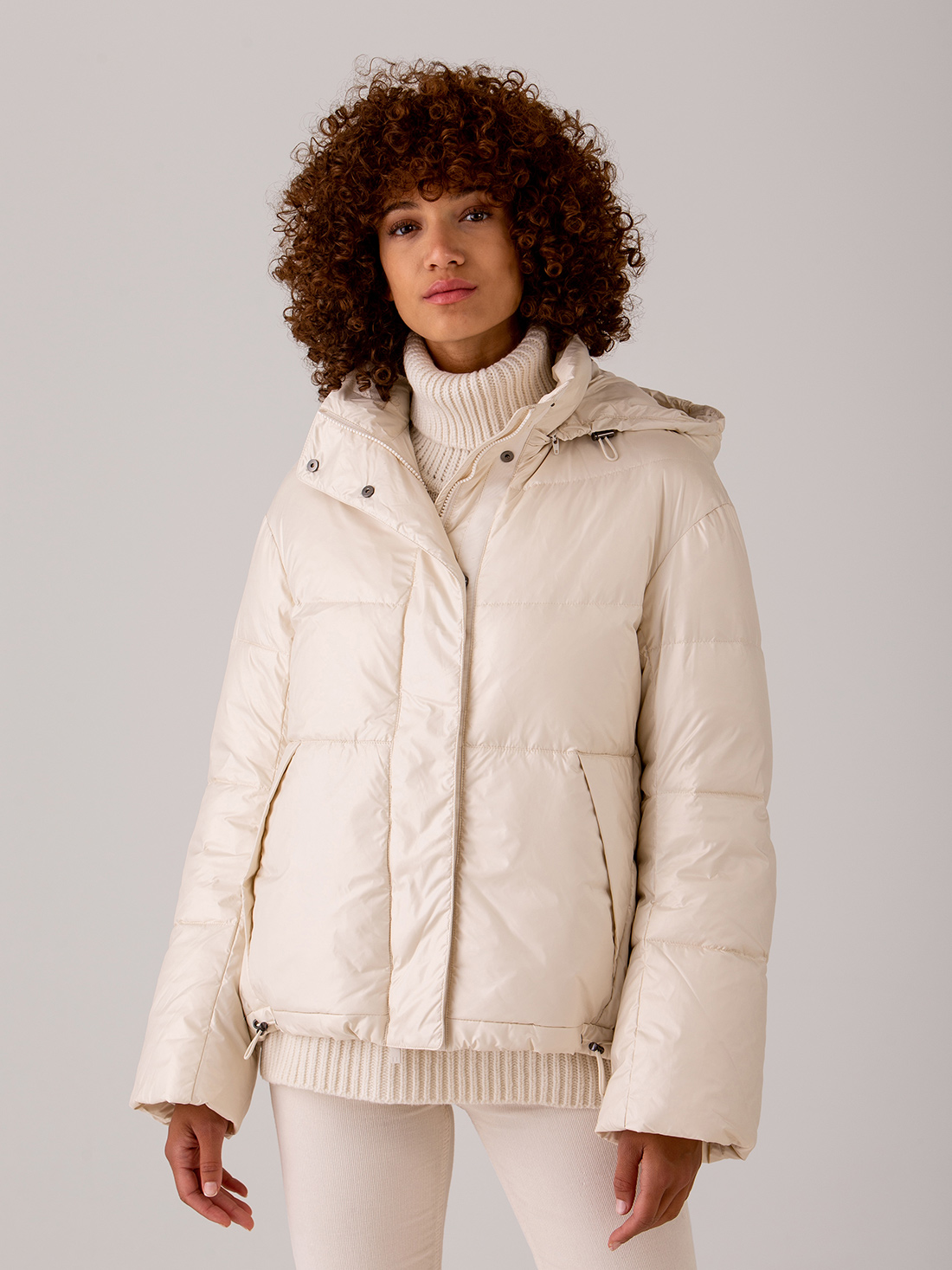 Detailansicht von Daunenjacke von LIS LAREIDA