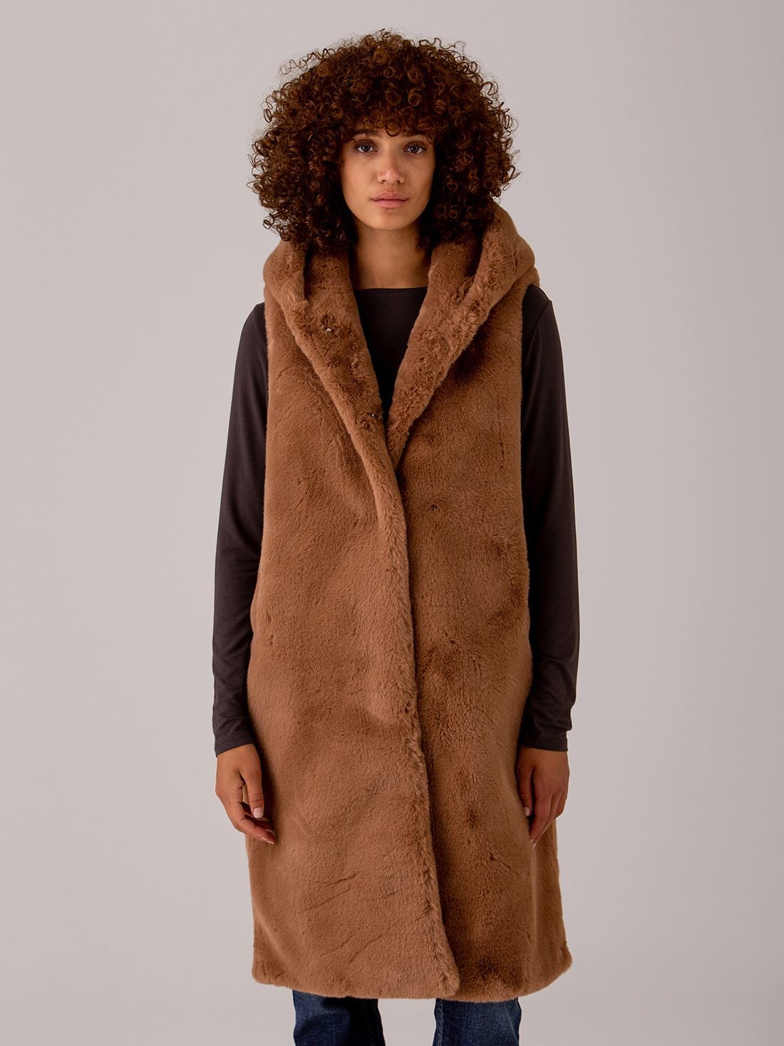 Detailansicht von Kunstfellweste von BOMBOOGIE