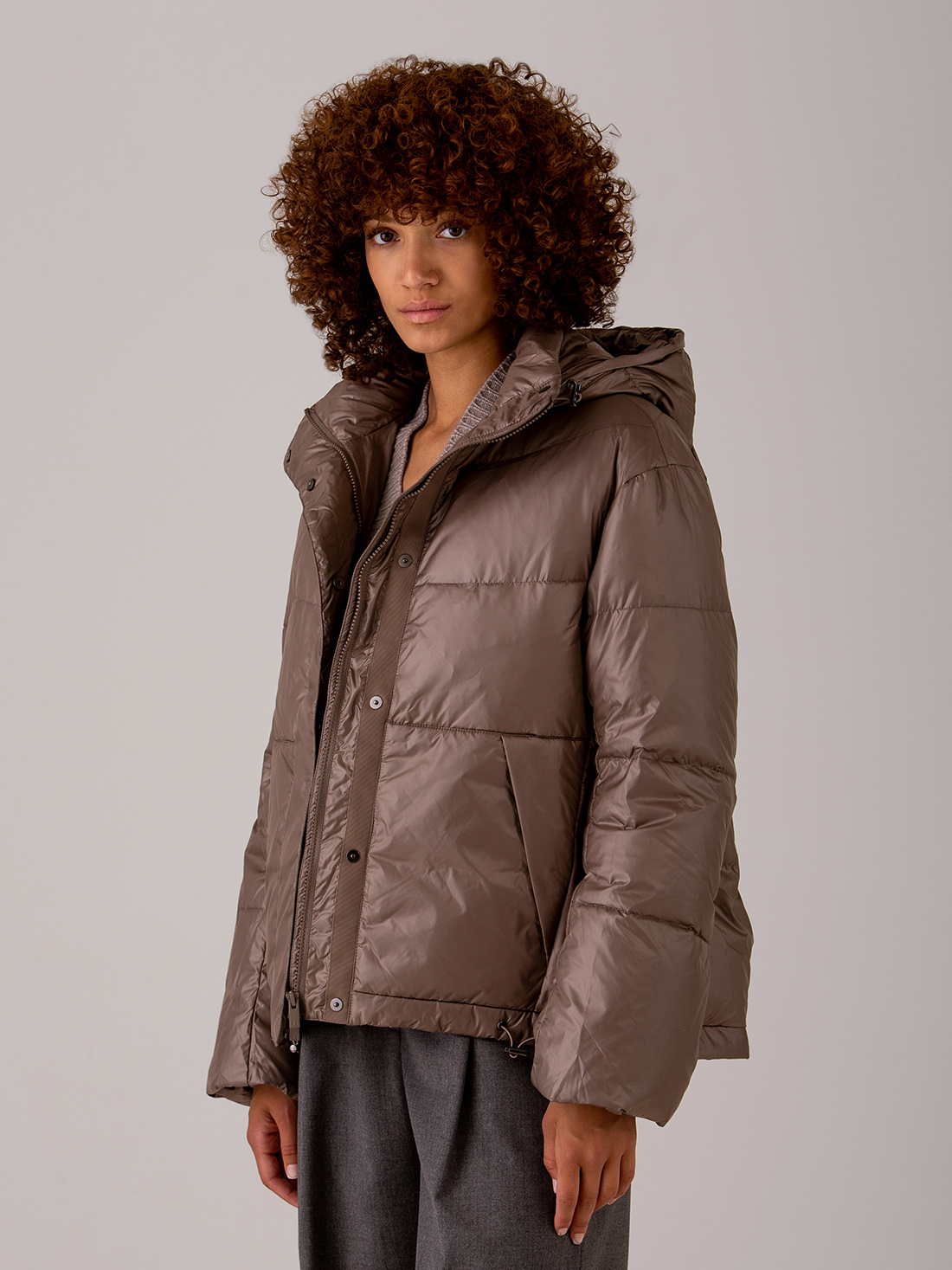 Detailansicht von Daunenjacke von LIS LAREIDA