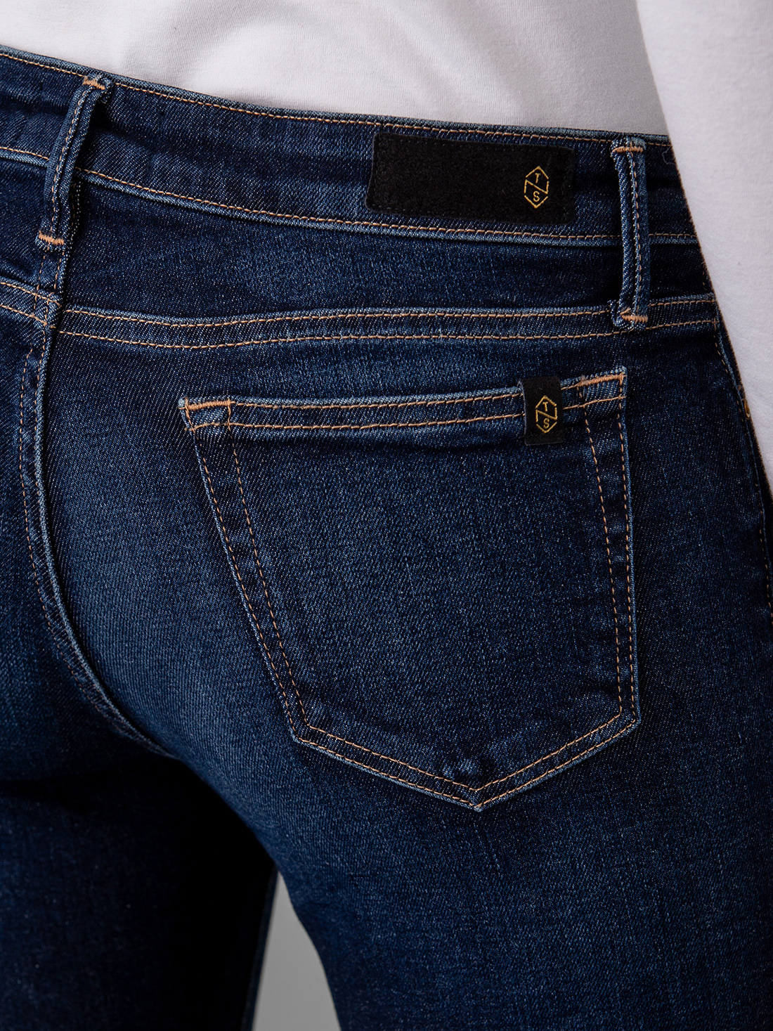 Detailansicht von Skinny Fit Jeans von THE NIM