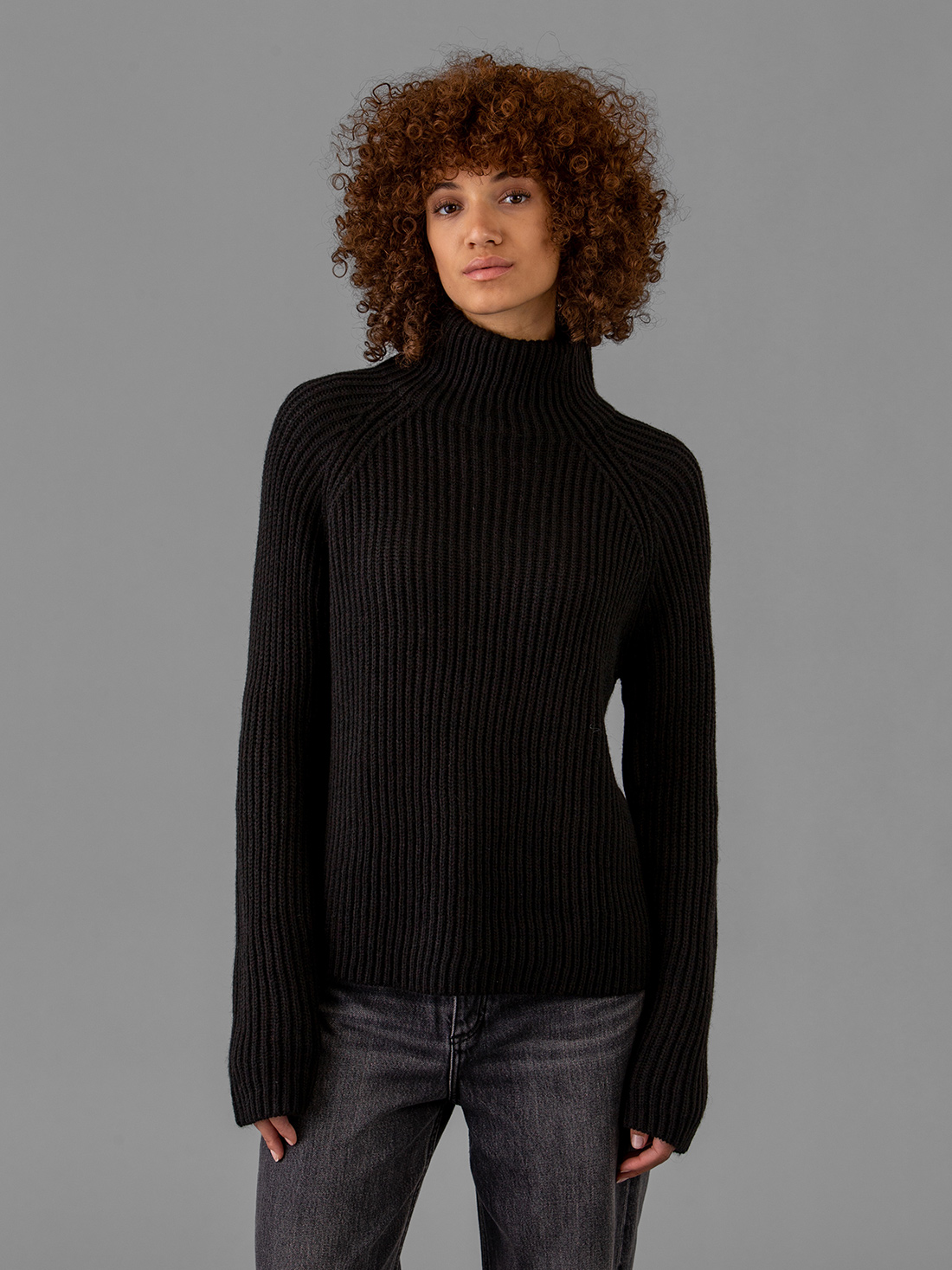 Detailansicht von Turtle-Neck Pullover von DRYKORN