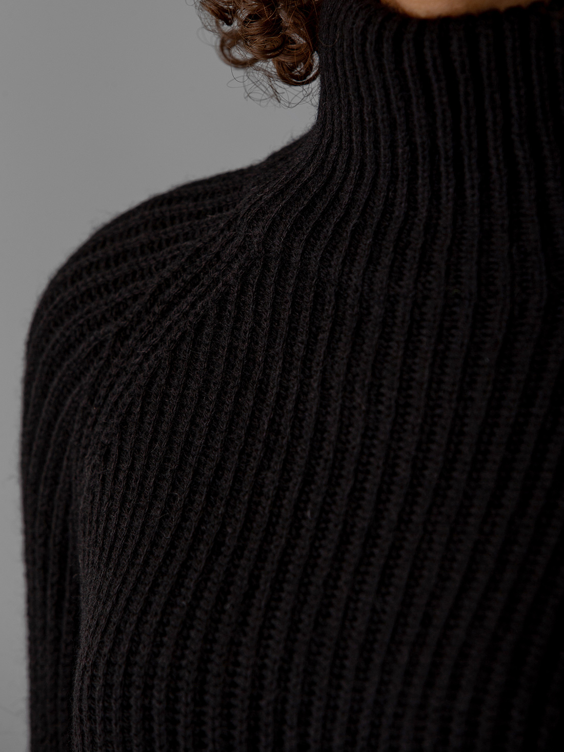 Detailansicht von Turtle-Neck Pullover von DRYKORN