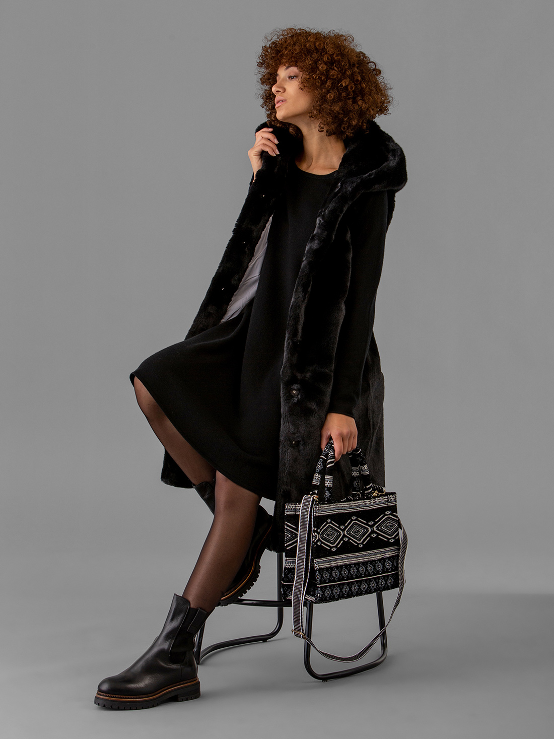 Detailansicht von Kunstfellweste von BOMBOOGIE