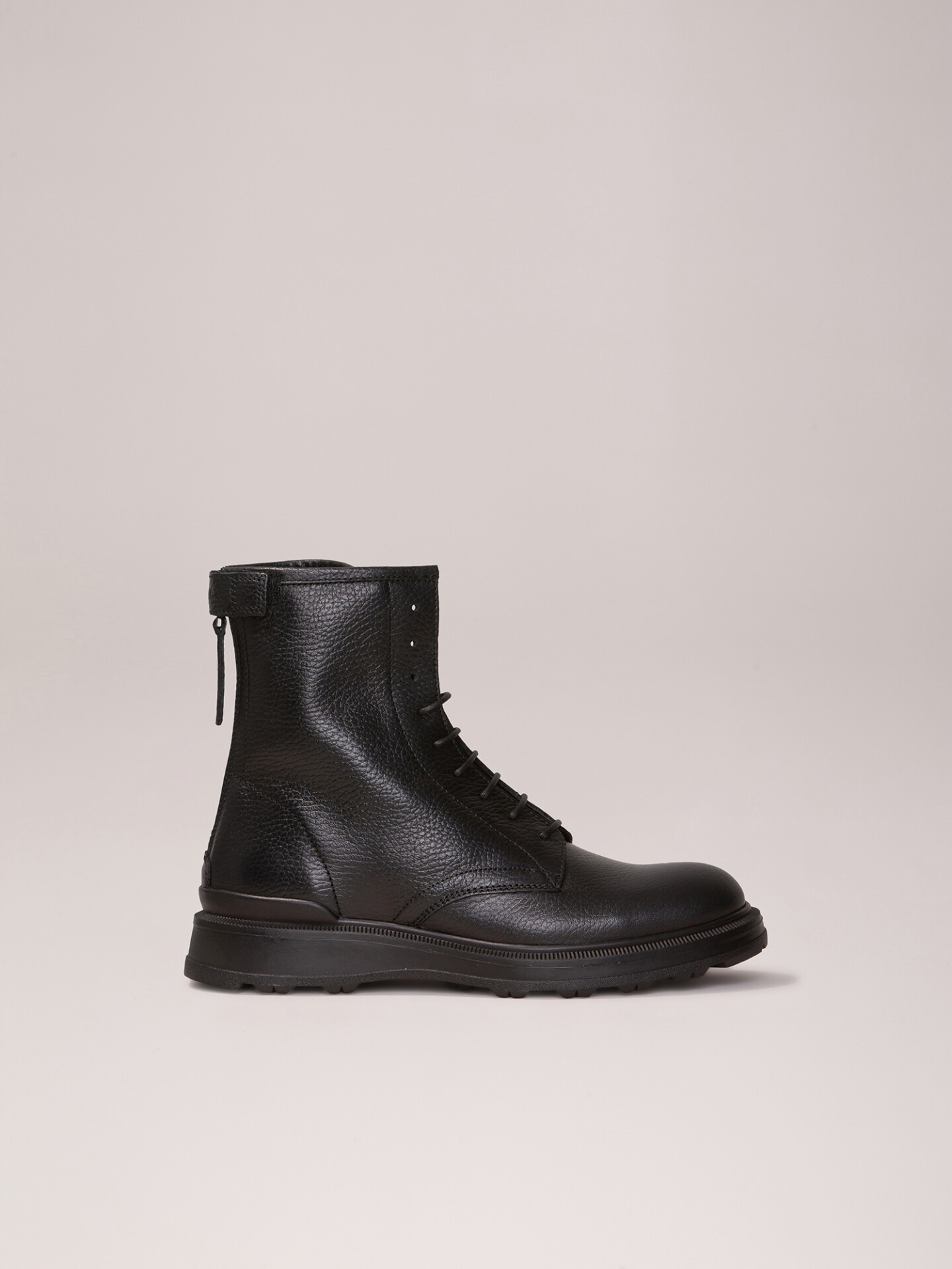 Detailansicht von Chunky-Boots aus Leder von WOOLRICH