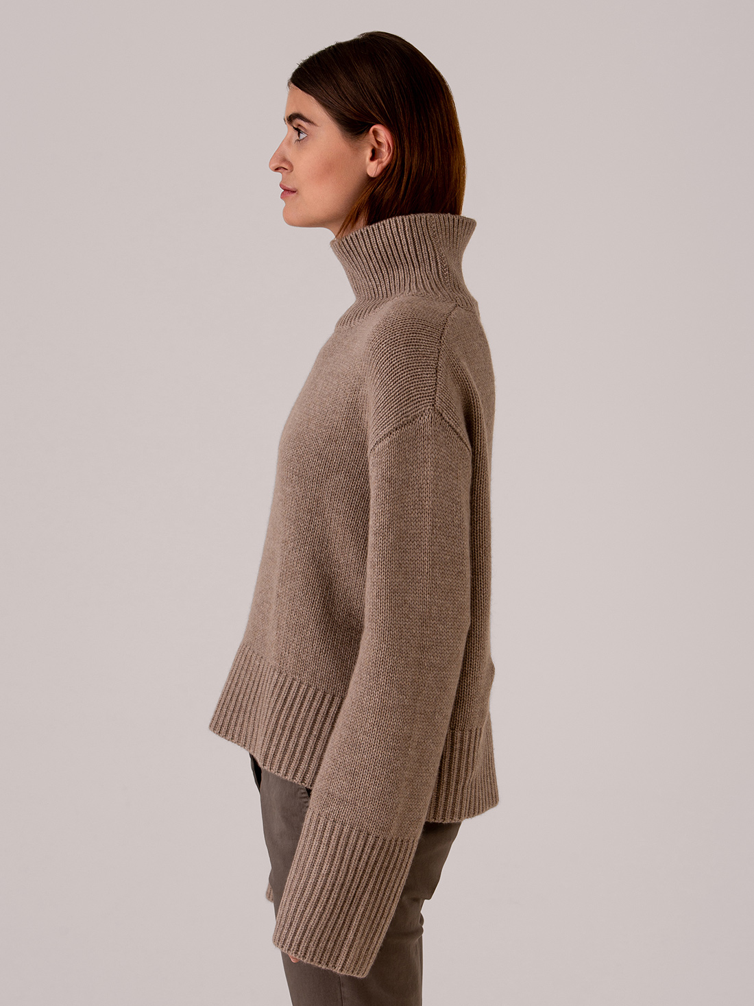 Detailansicht von Turtleneck Pullover aus Cashmere von LISA YANG