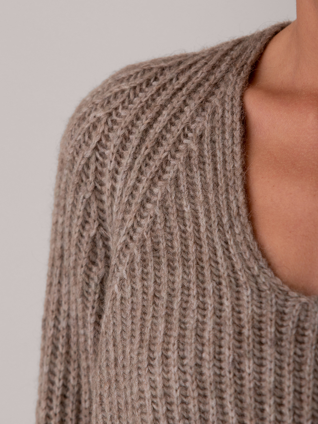 Detailansicht von Pullover aus Alpakawolle von DRYKORN