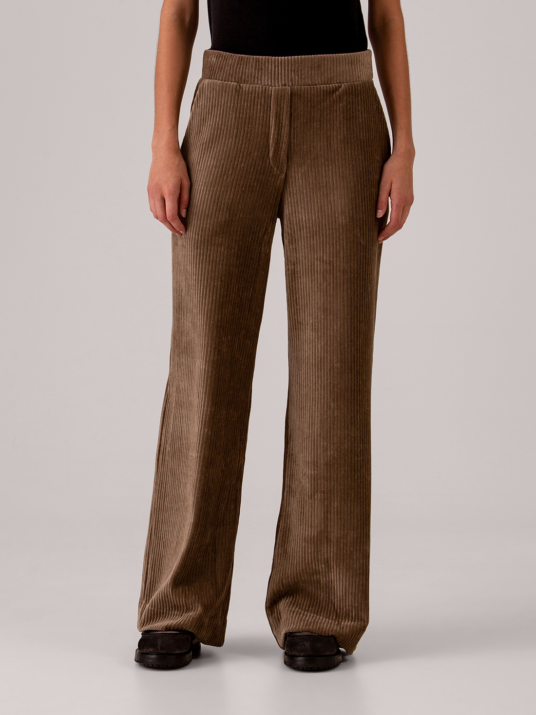 Detailansicht von Weite Hose aus Cord von DANIELS