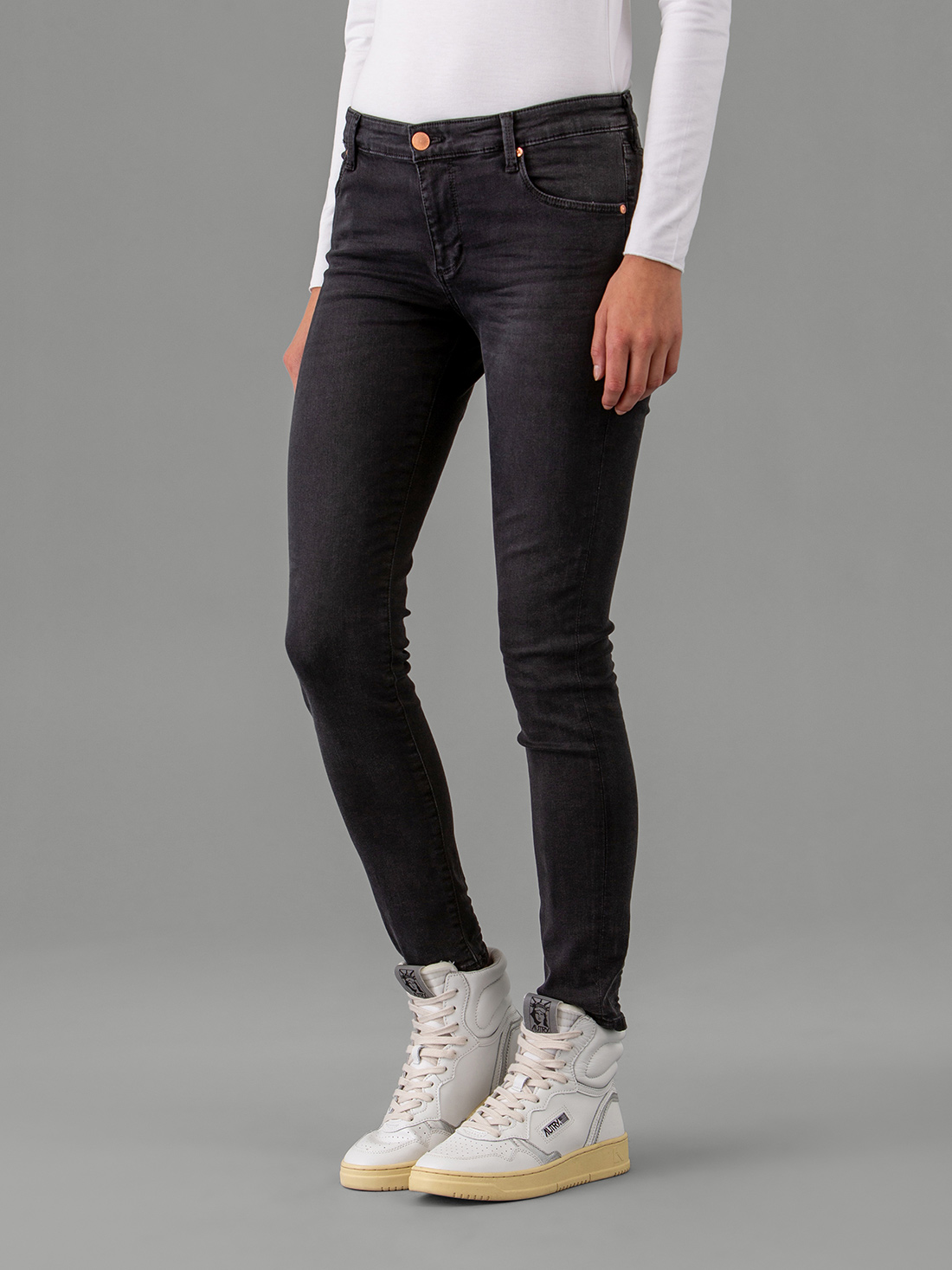 Detailansicht von Ankle Skinny Jeans von ADRIANO GOLDSCHMIED