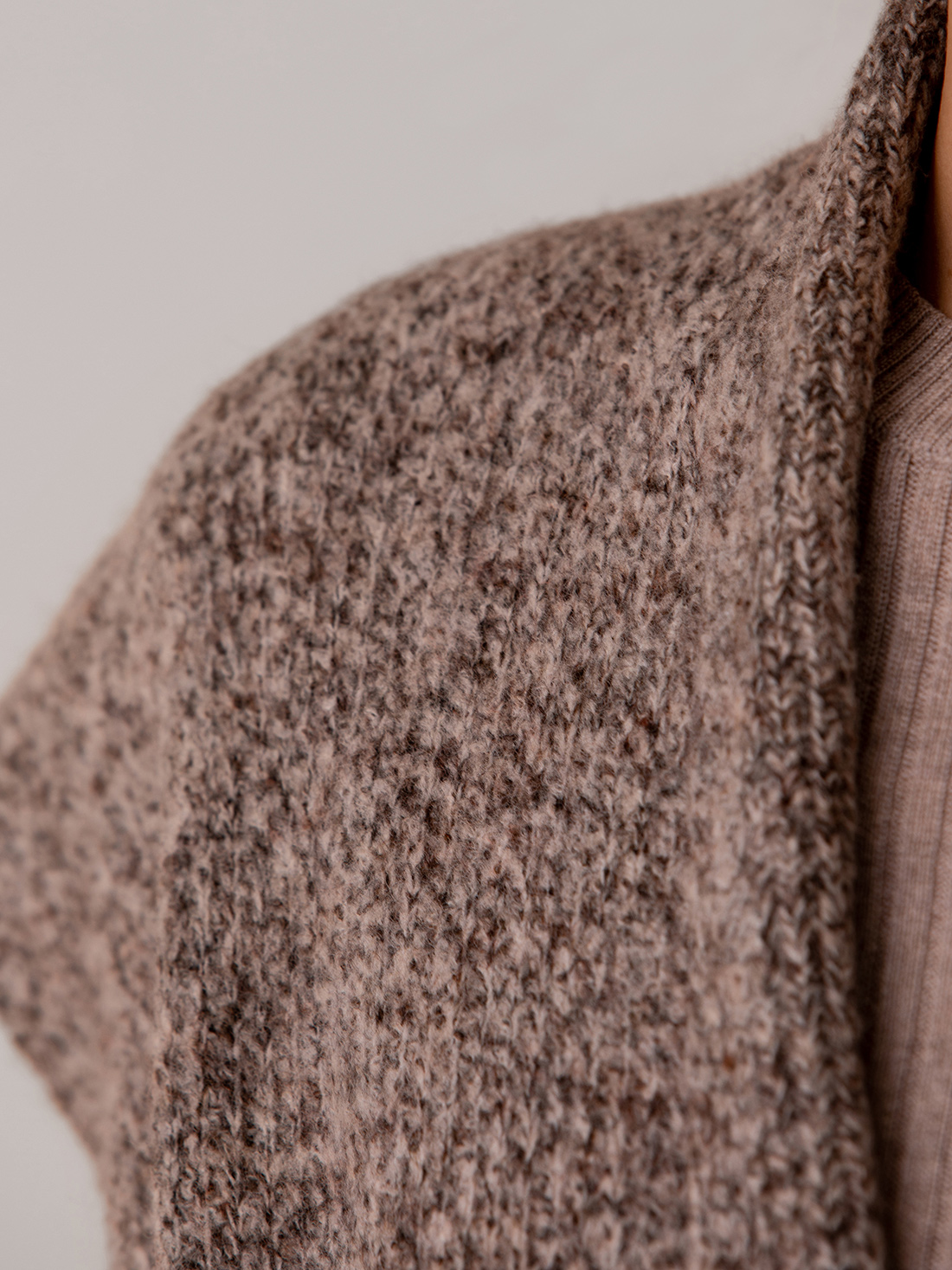 Detailansicht von Strickweste von JC SOPHIE