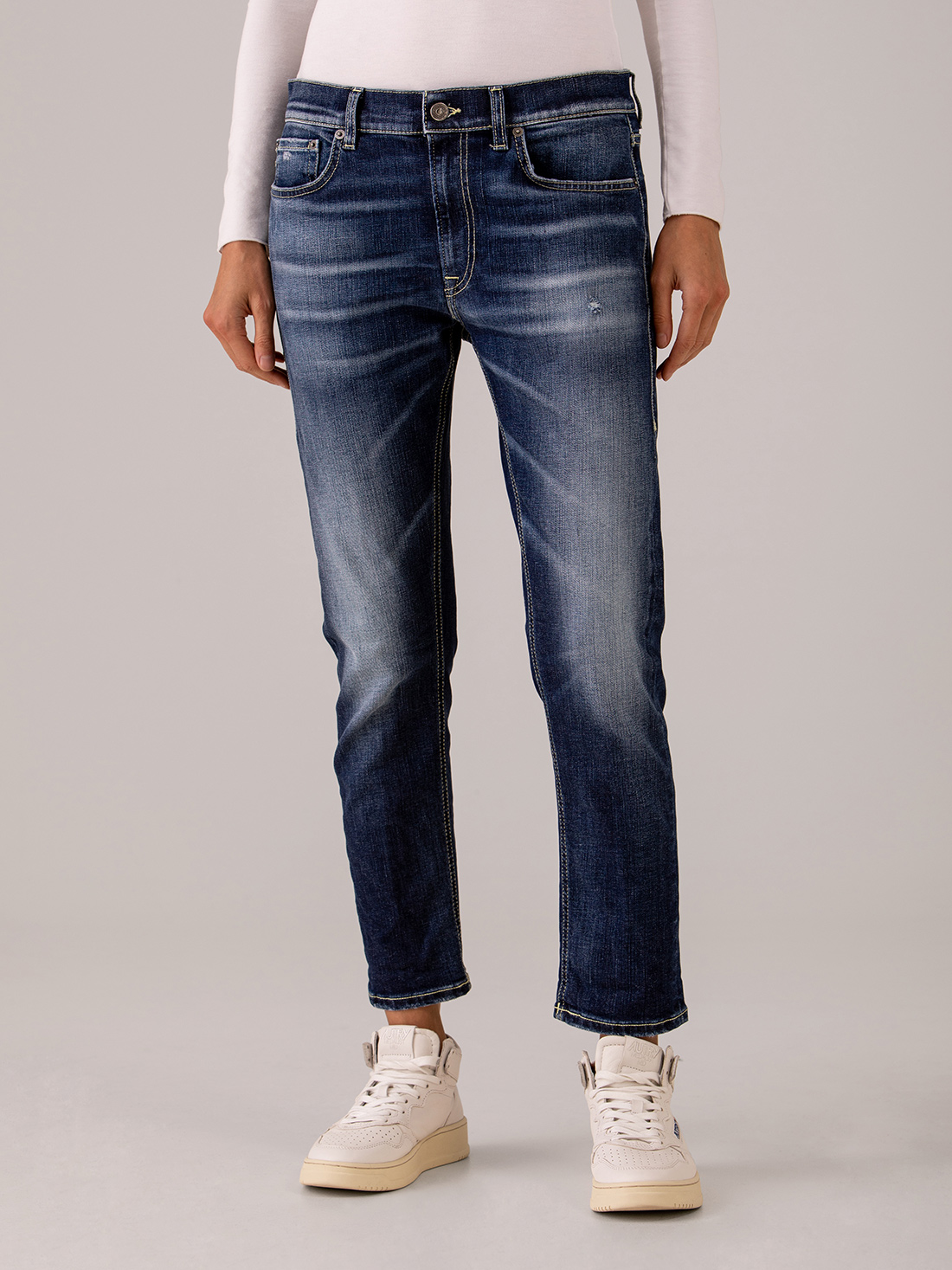 Detailansicht von Regular Fit Jeans von DONDUP