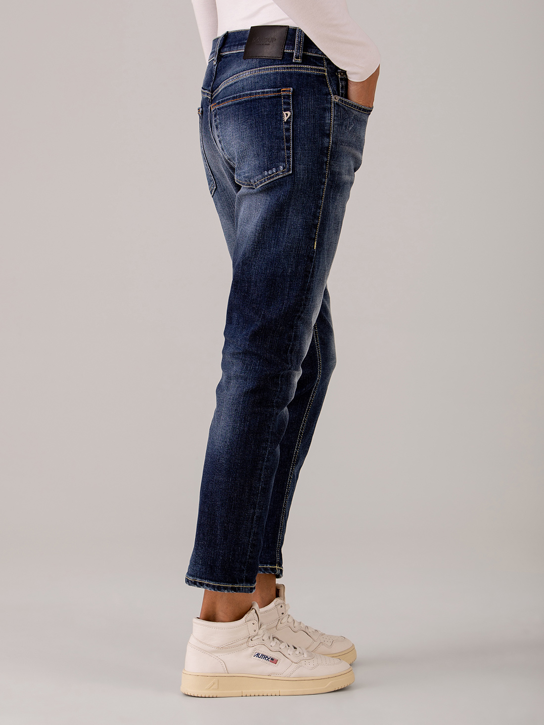 Detailansicht von Regular Fit Jeans von DONDUP