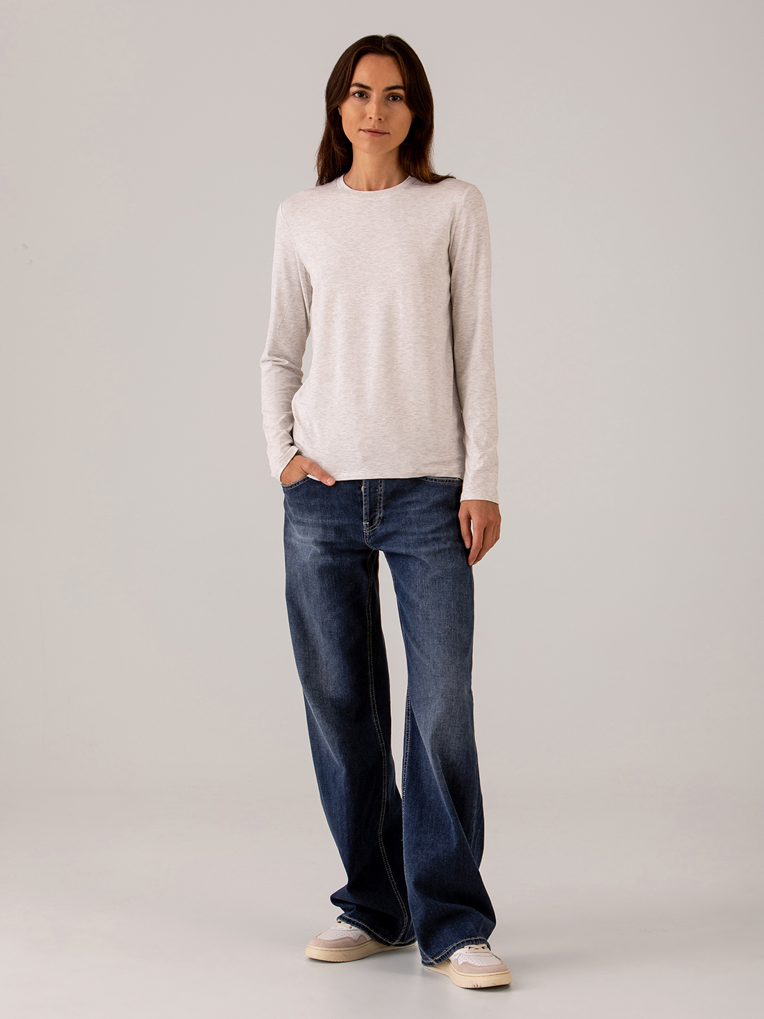 Detailansicht von Straight Leg Jeans von DONDUP
