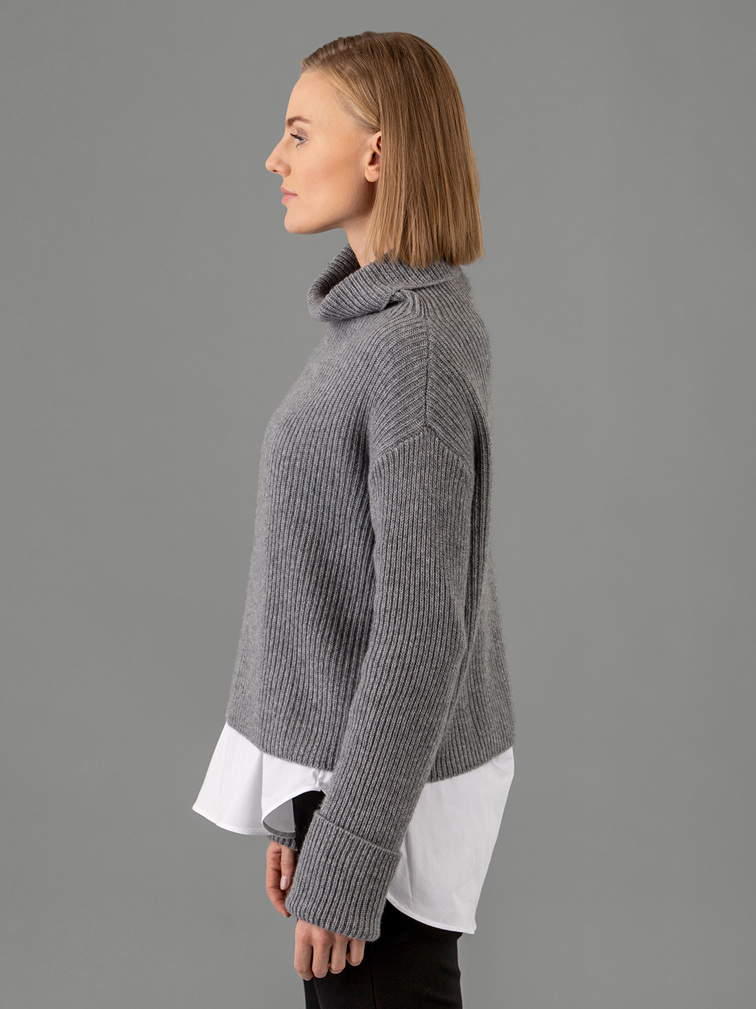 Detailansicht von Rollkragenpullover aus Cashmere von LISA YANG